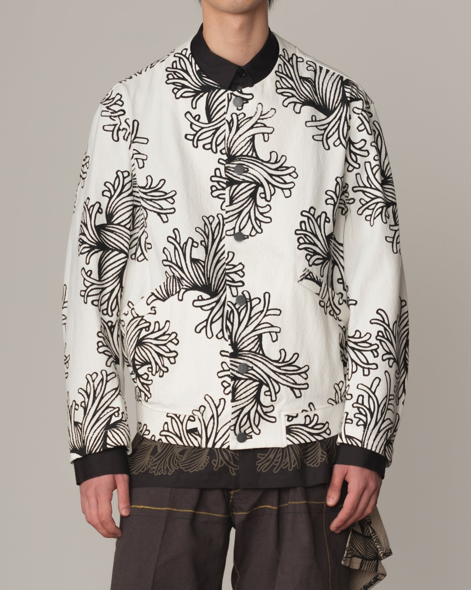 Jacket 37458B- Cotton100% Oxford Print- L Rope Print- Off White