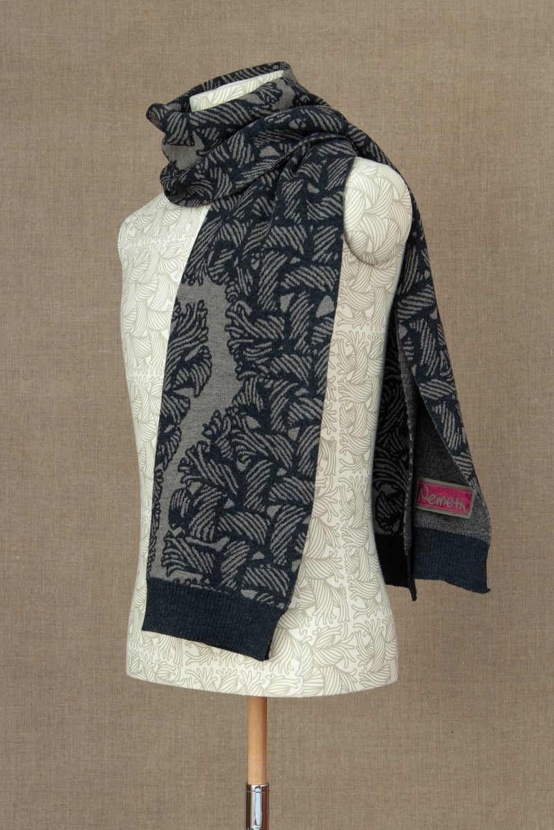 knit-scarf-wool100-jacquard-