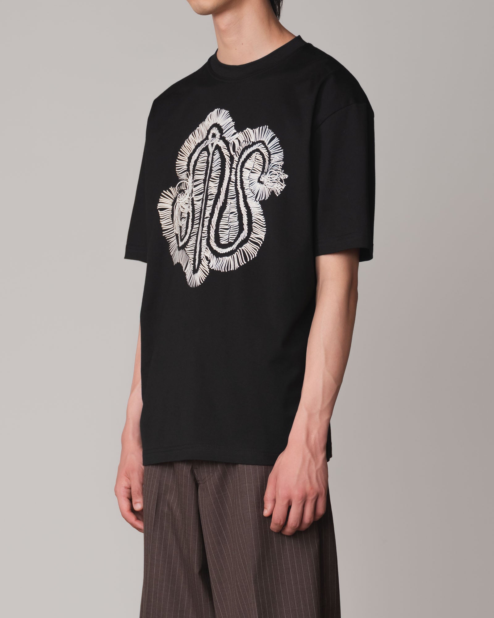 Tshirt Printed- Cotton100% Jersey- Embroidered Threads Needle- Black
