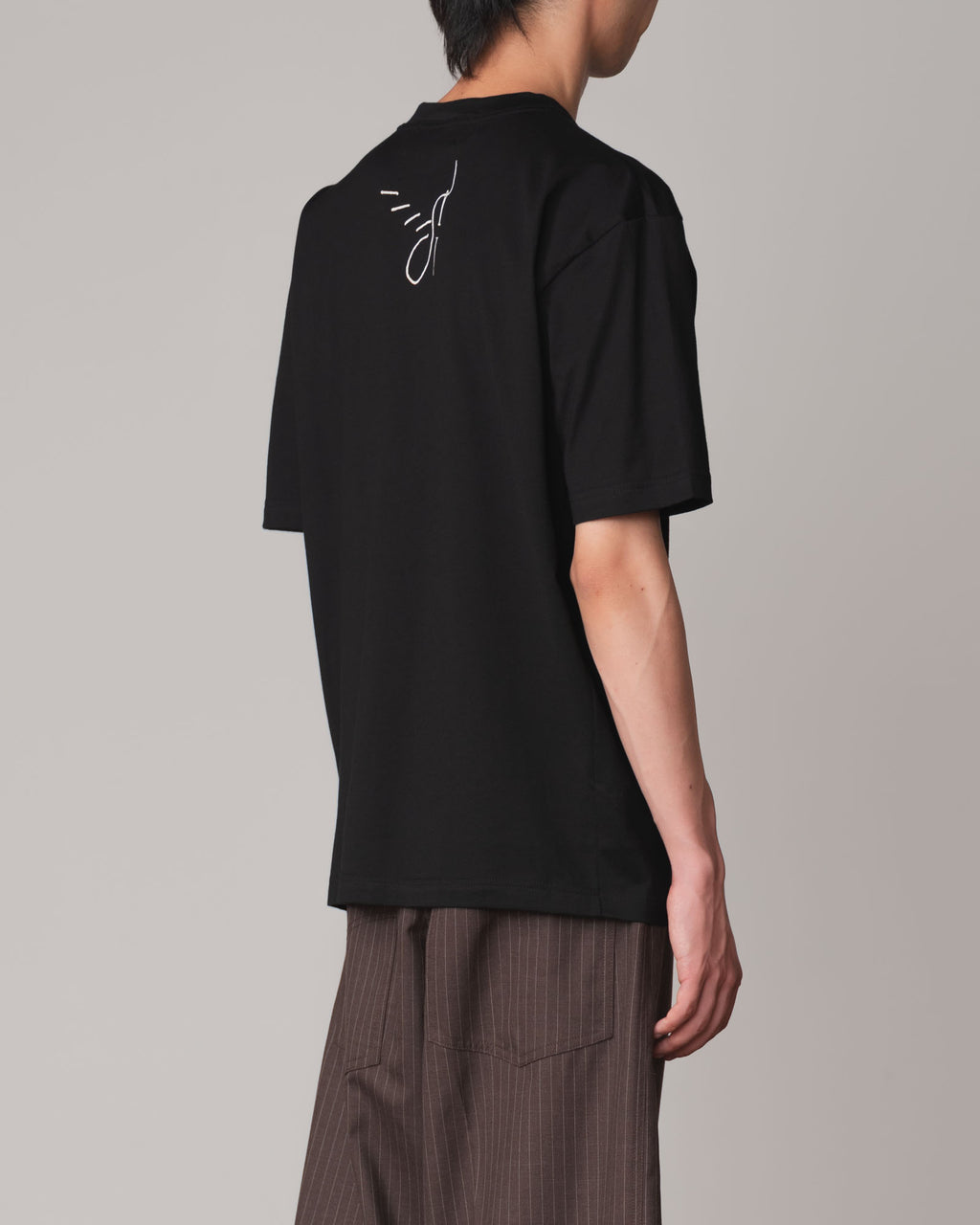 Tshirt Printed- Cotton100% Jersey- Embroidered Threads Needle- Black
