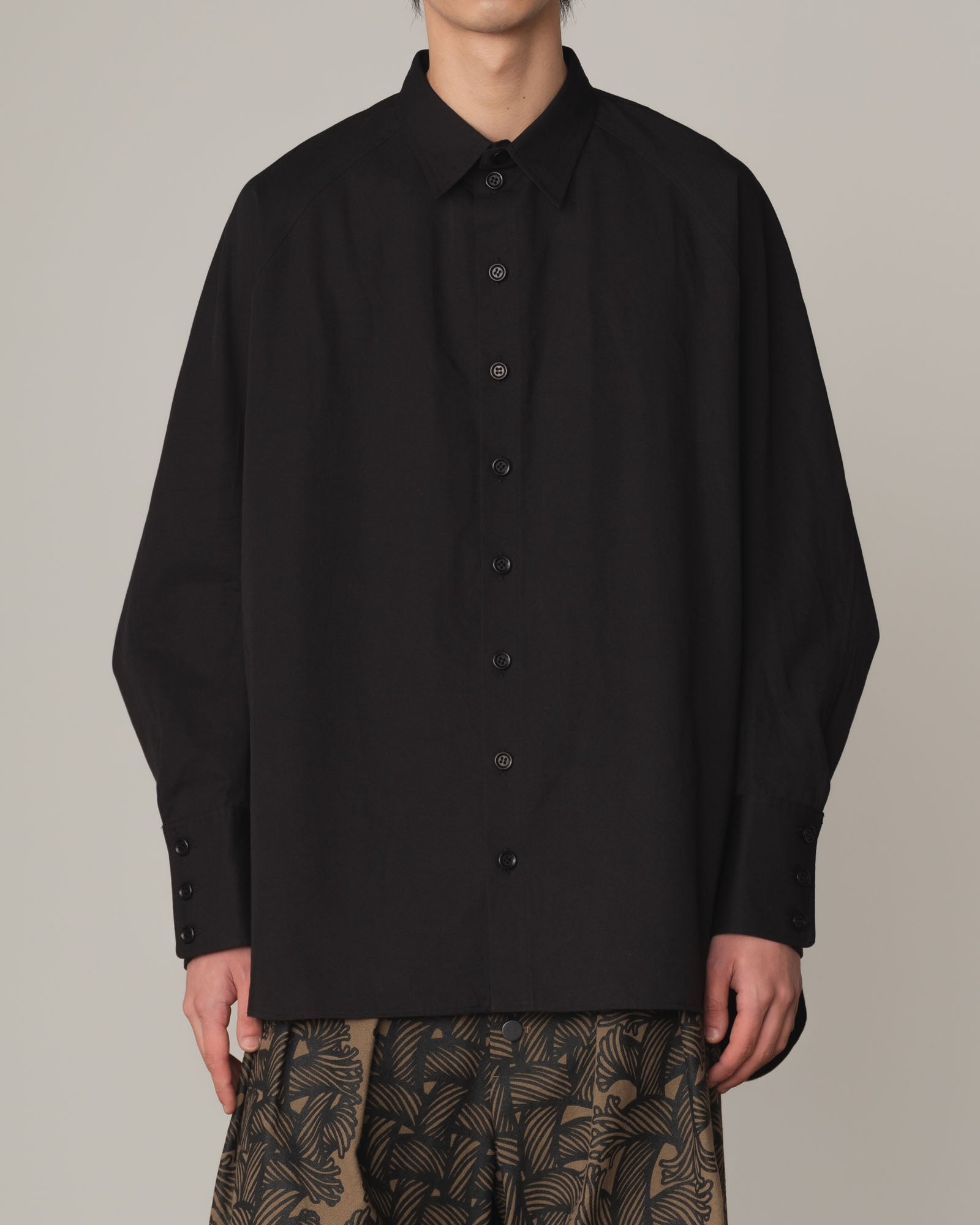 Shirt 988R- Cotton79% Linen21%- Cutout Rope Print- Oval Print- Black