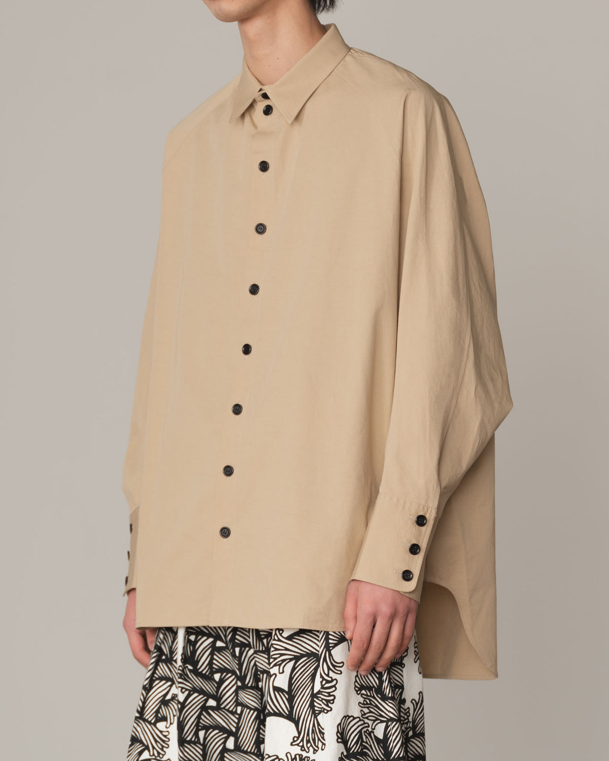 Shirt 988R- Cotton79% Linen21%- Cutout Rope Print- Oval Print- Beige
