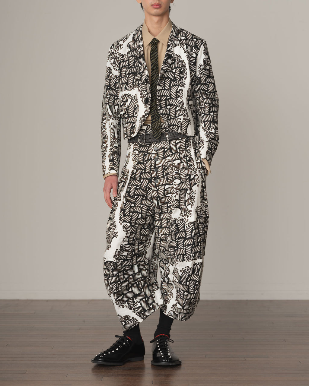 Jacket 5180- Cotton100% Oxford Print- Isle Rope Print- Off White