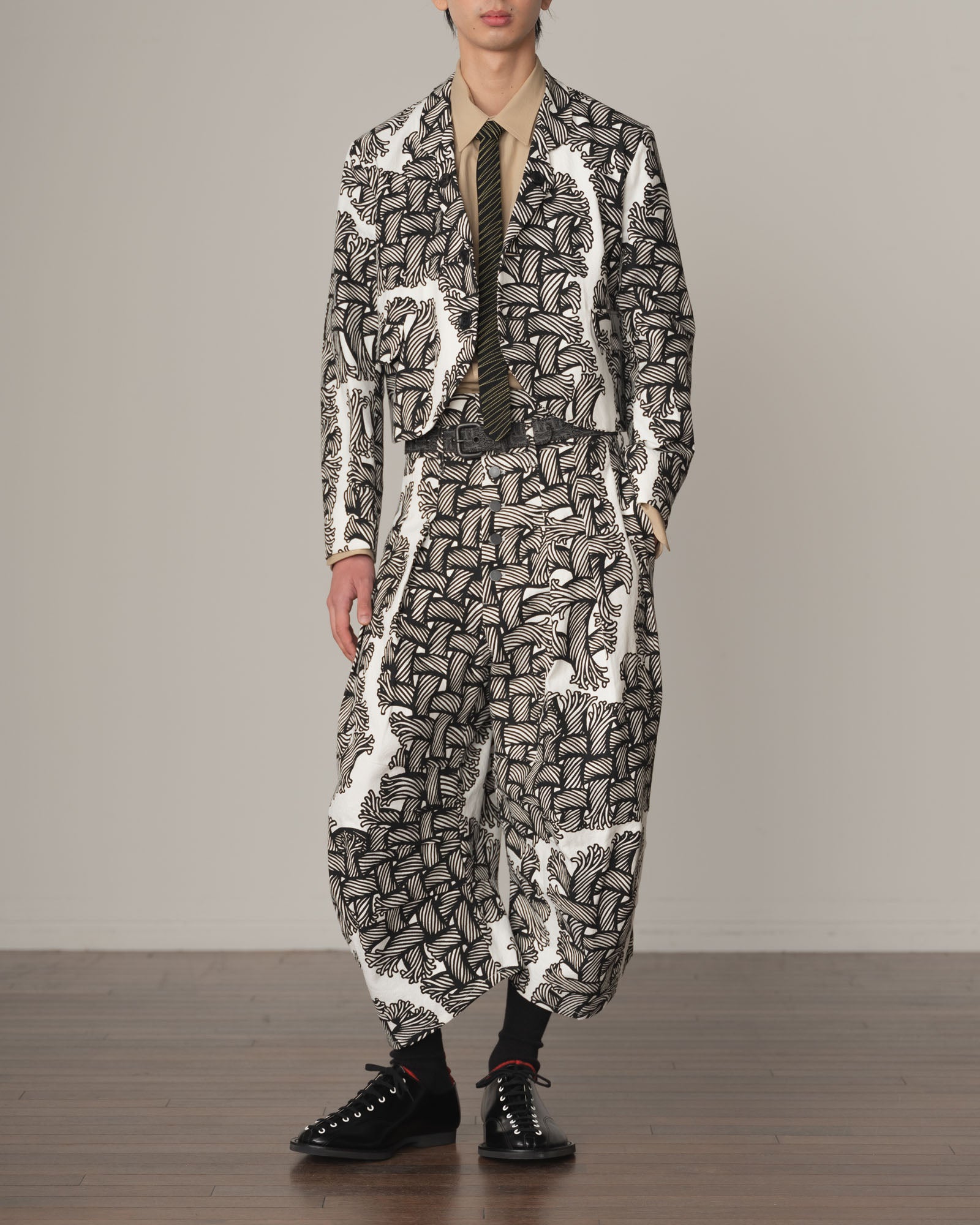 Jacket 5180- Cotton100% Oxford Print- Isle Rope Print- Off White