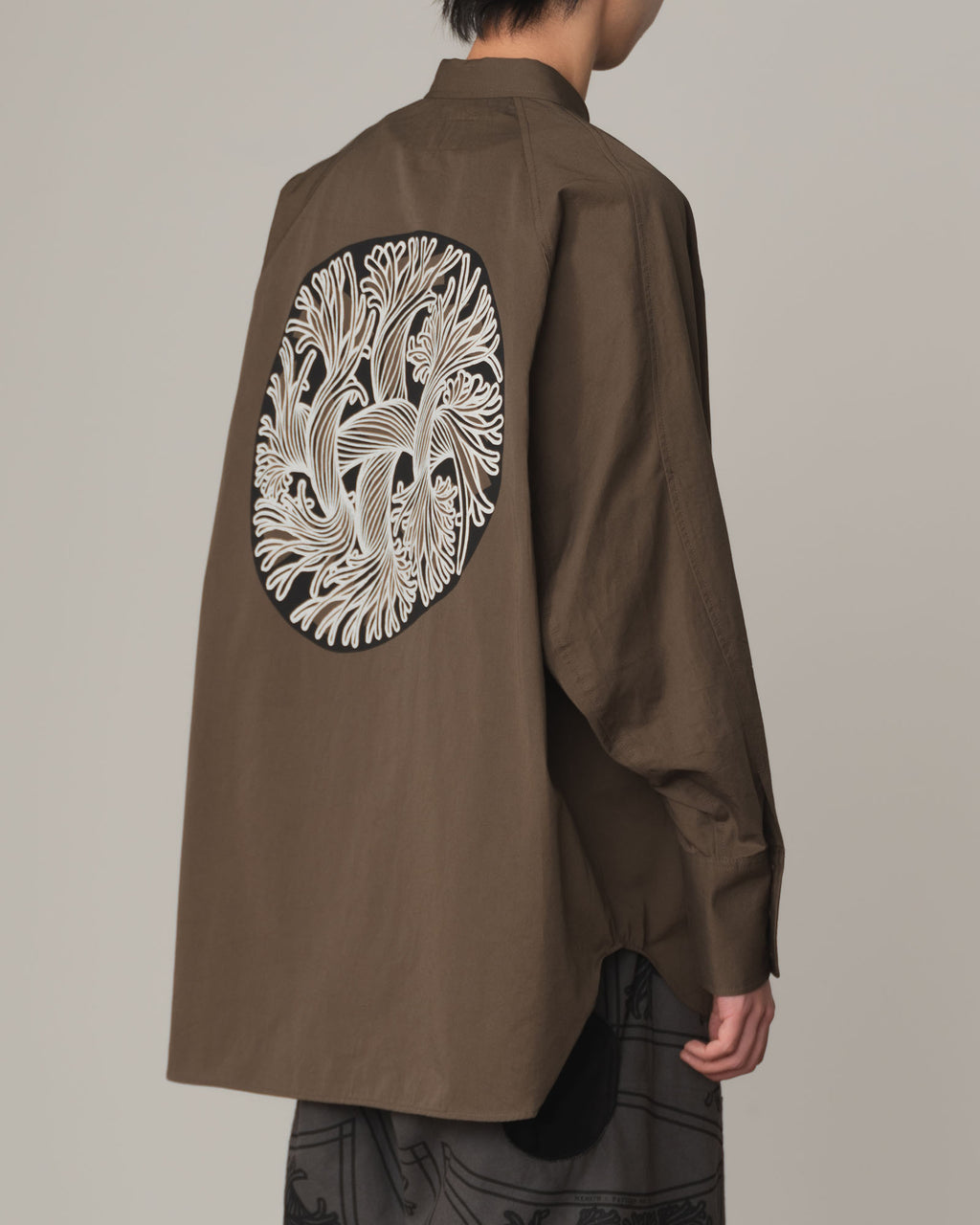 Shirt 988R- Cotton79% Linen21%- Cutout Rope Print- Oval Print- Khaki