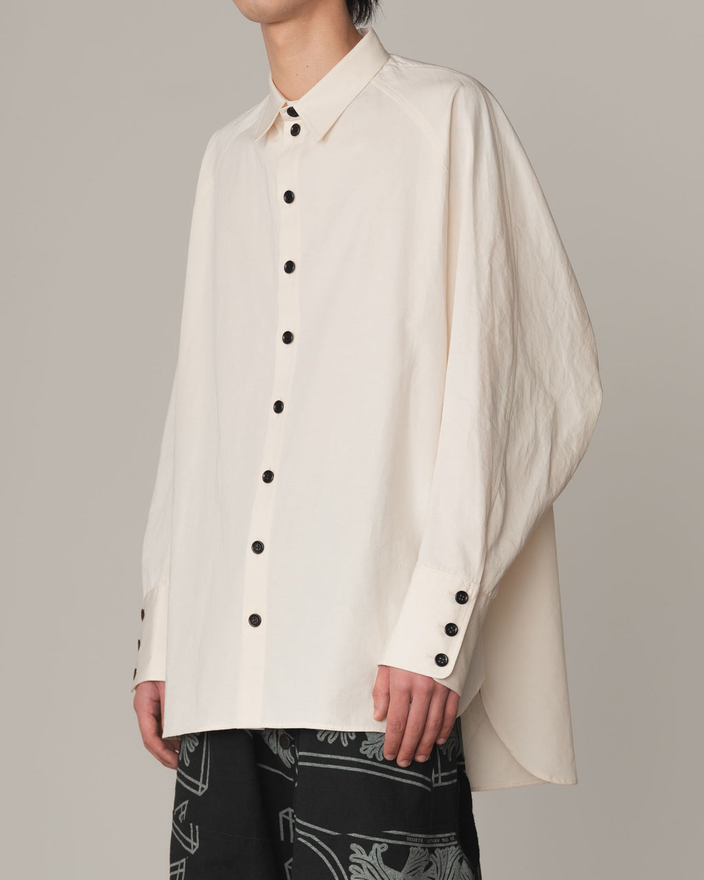 Shirt 988R- Cotton79% Linen21%- Cutout Rope Print- Oval Print- Natural