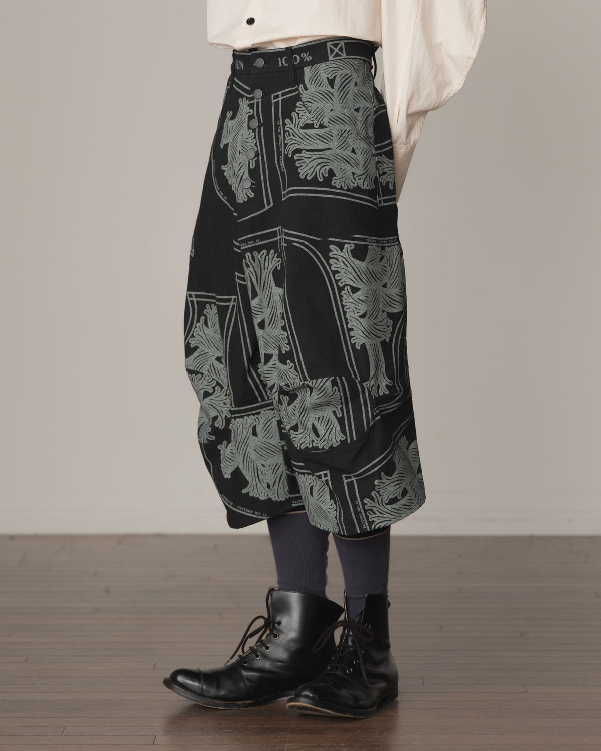 Trousers 103D- Cotton100% Oxford Print- Pattern Rope Print- Black