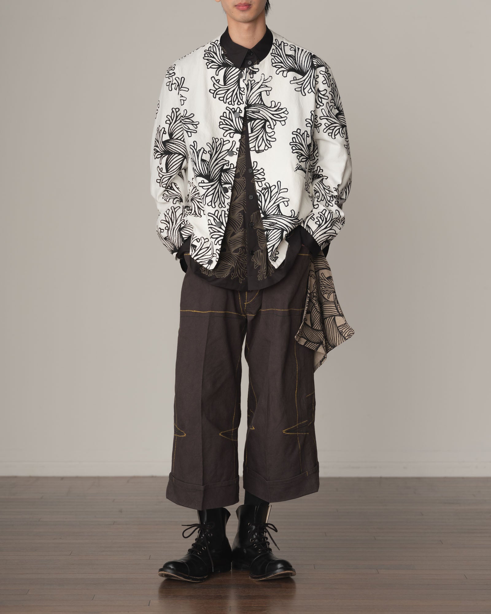 Jacket 37458B- Cotton100% Oxford Print- L Rope Print- Off White
