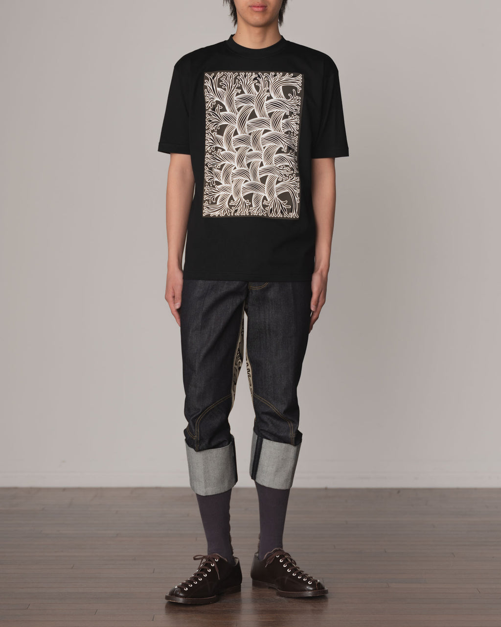Tshirt Printed- Cotton100% Jersey- Cutout Rope Print- Square- Black Body Brown Base