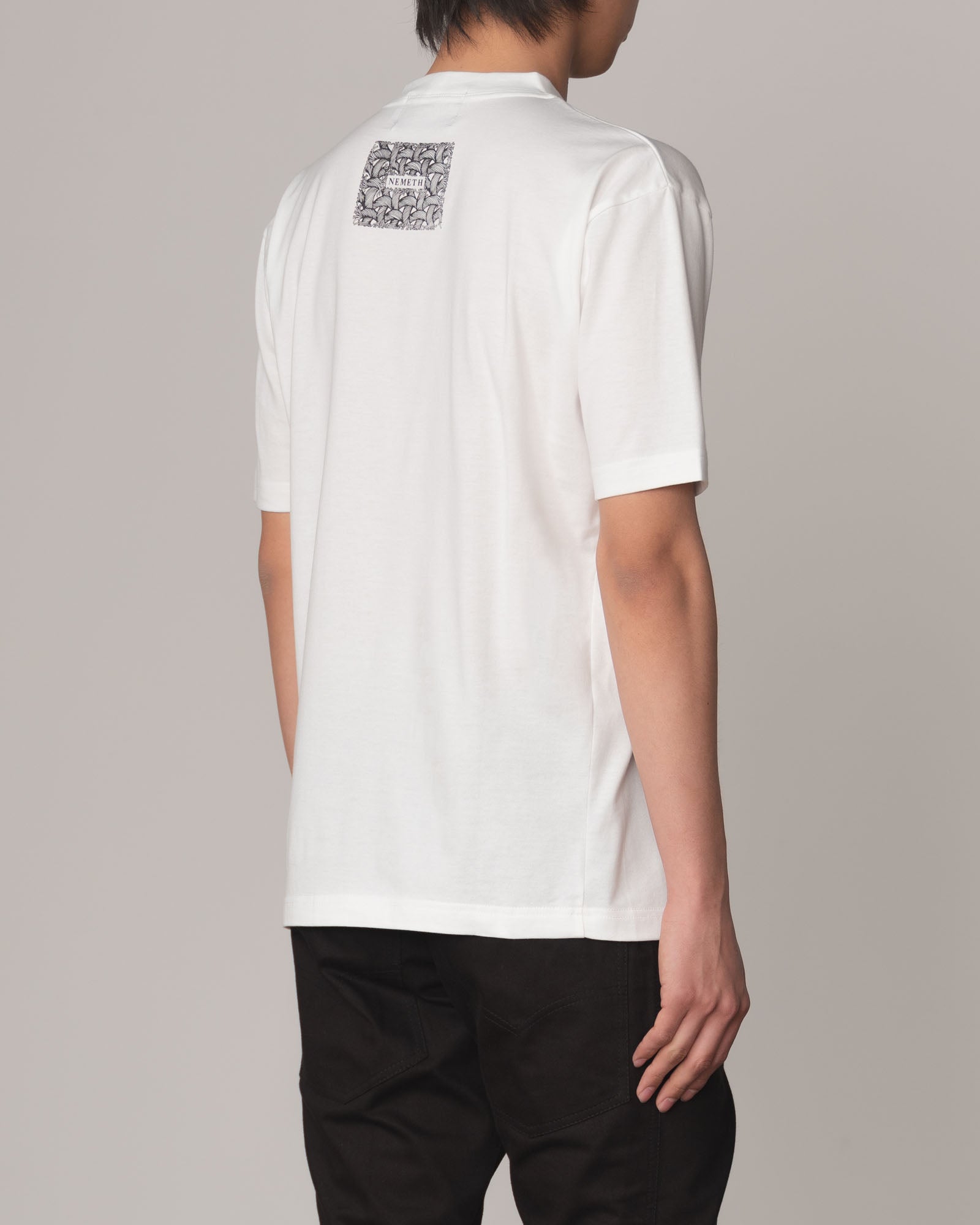 Tshirt Printed- Cotton100% Jersey- Cutout Rope Print- Square- White Body Beige Base