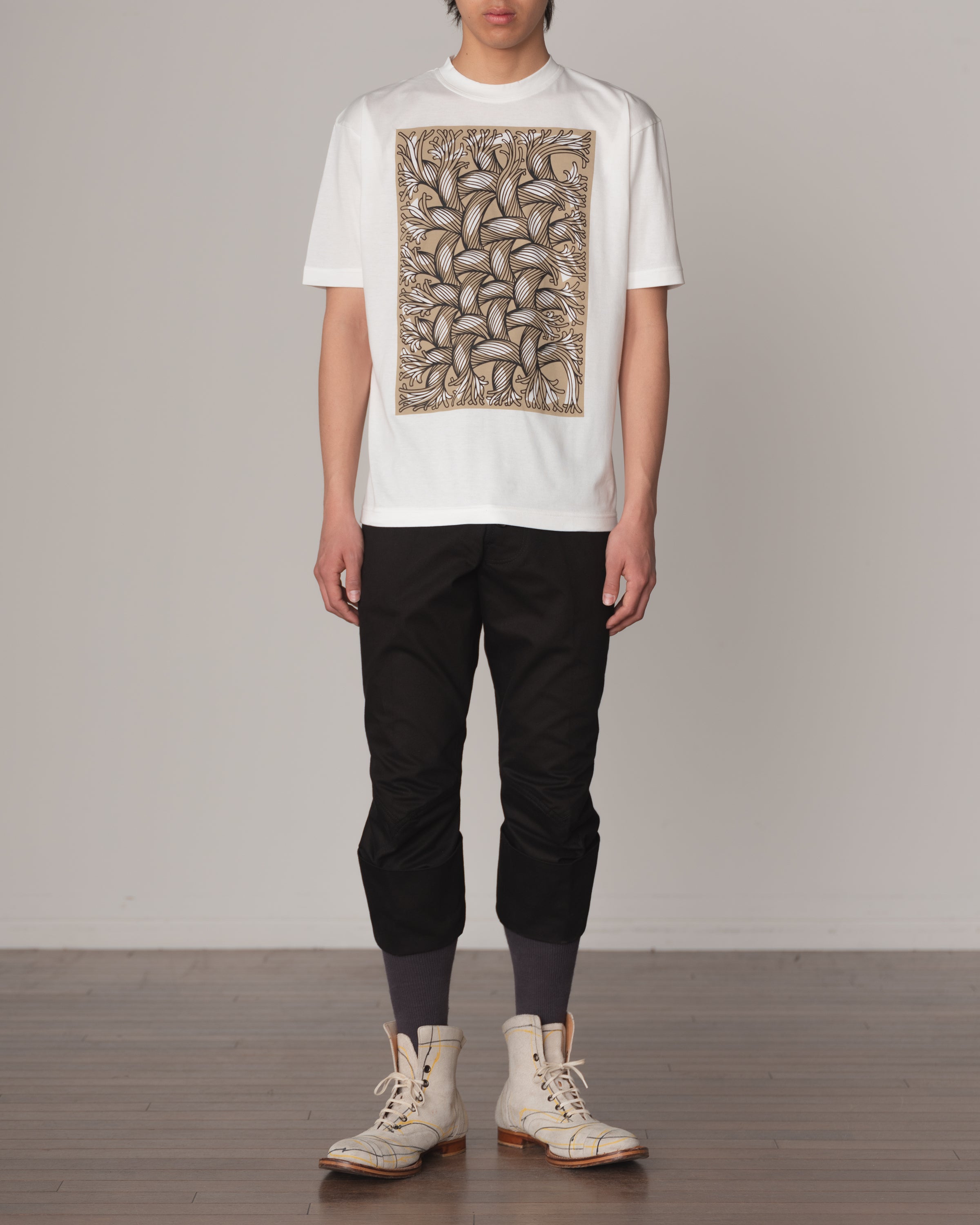 Tshirt Printed- Cotton100% Jersey- Cutout Rope Print- Square- White Body Beige Base