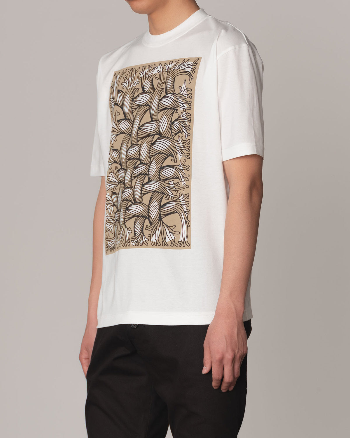 Tshirt Printed- Cotton100% Jersey- Cutout Rope Print- Square- White Body Beige Base