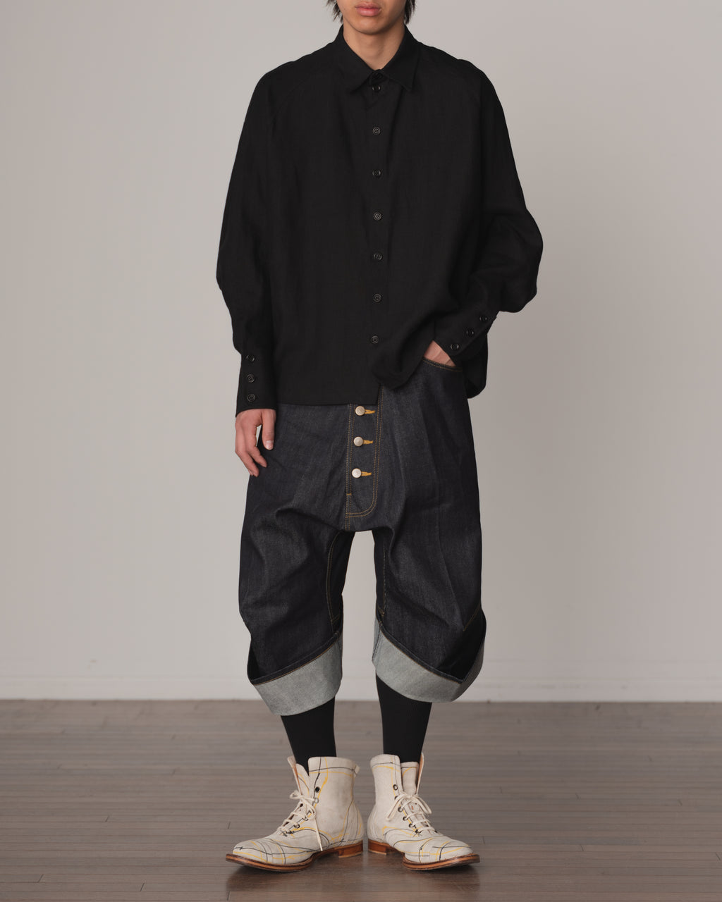 Shirt 988- Linen100%- Kite Strings- Embroidered Tape Measure Print- Black