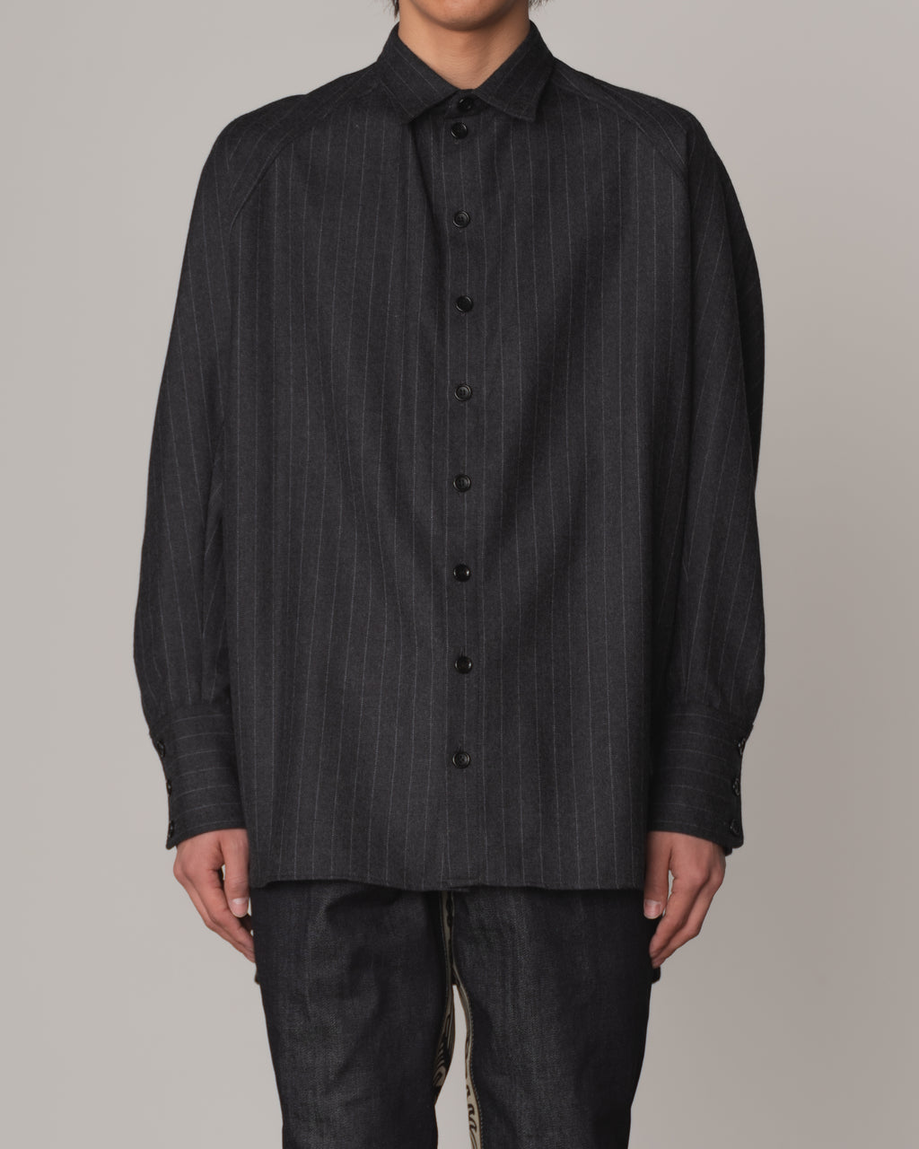 Shirt 988R- Wool100% Pin Stripe- Lilly Print- Charcoal