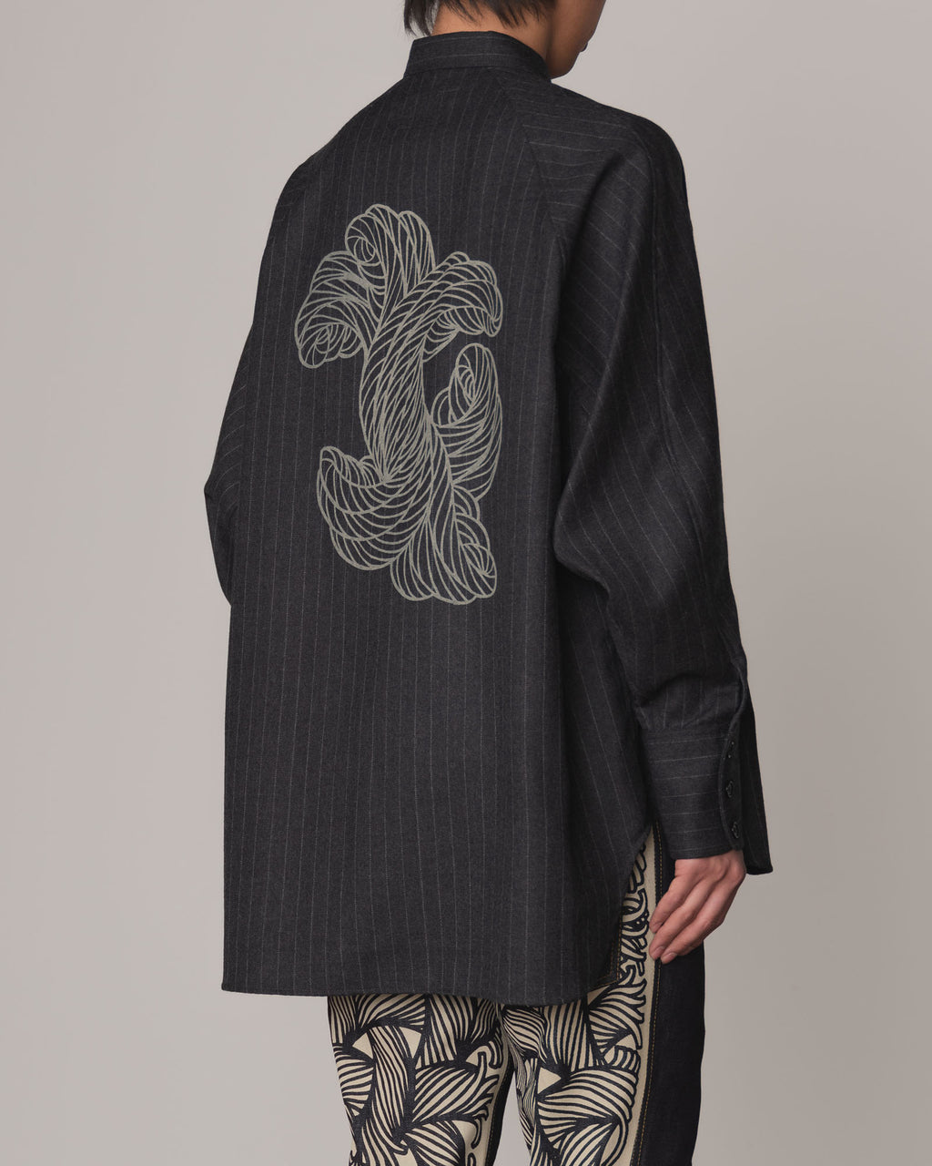 Shirt 988R- Wool100% Pin Stripe- Lilly Print- Charcoal