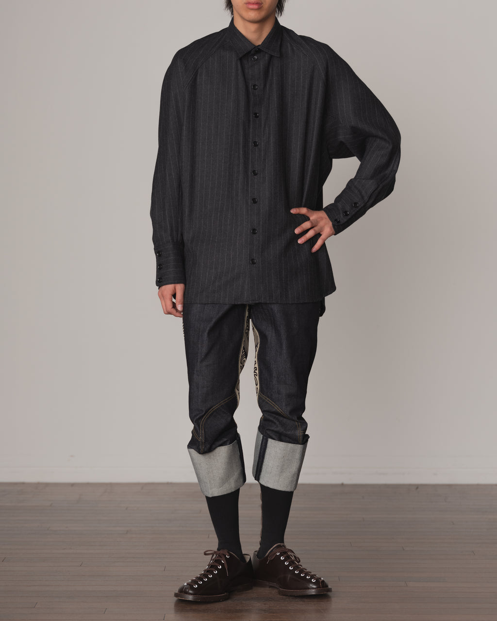 Shirt 988R- Wool100% Pin Stripe- Lilly Print- Charcoal