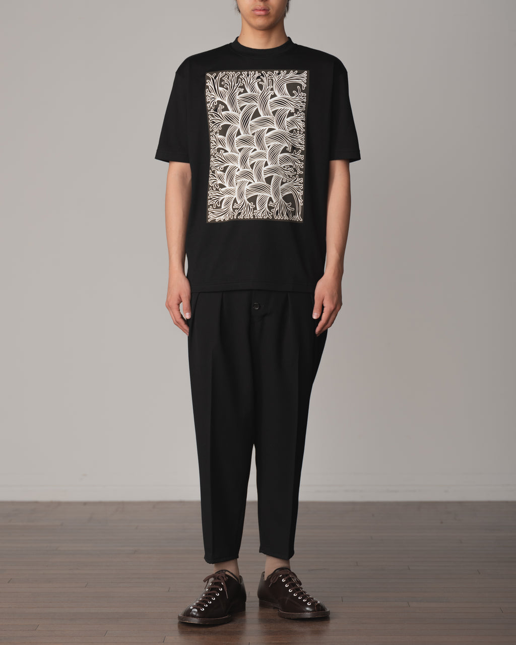 Tshirt Printed- Cotton100% Jersey- Cutout Rope Print- Square- Black Body Brown Base