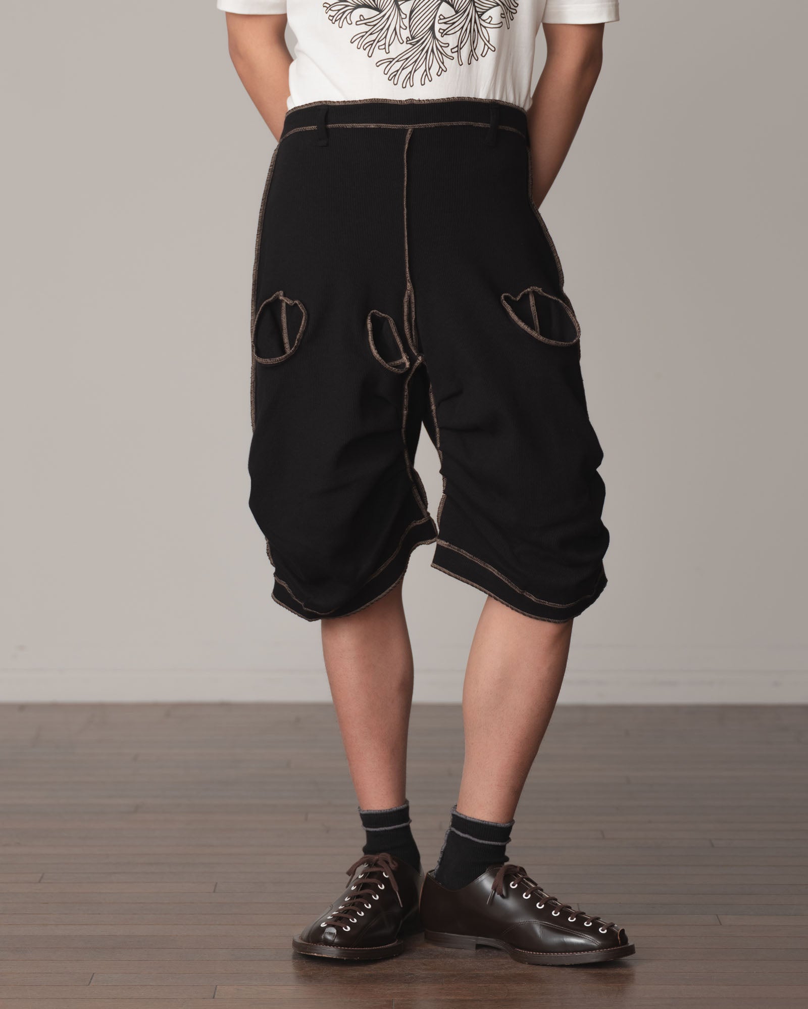 Trousers 104 Short- Cotton100% Span- Beige Stitch- Black