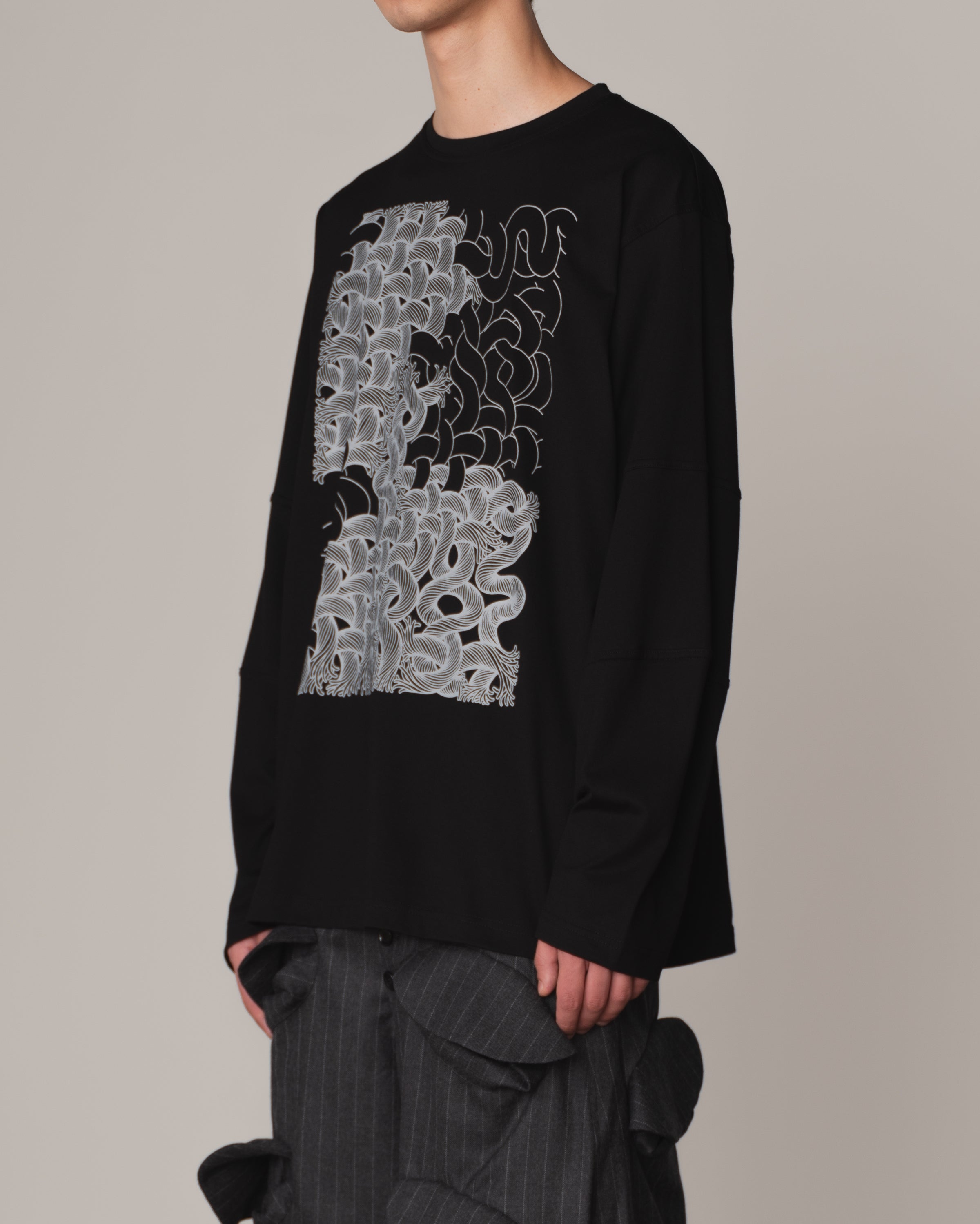 Tshirt 108- Cotton100% Jersey- Twist Rope Print- Black