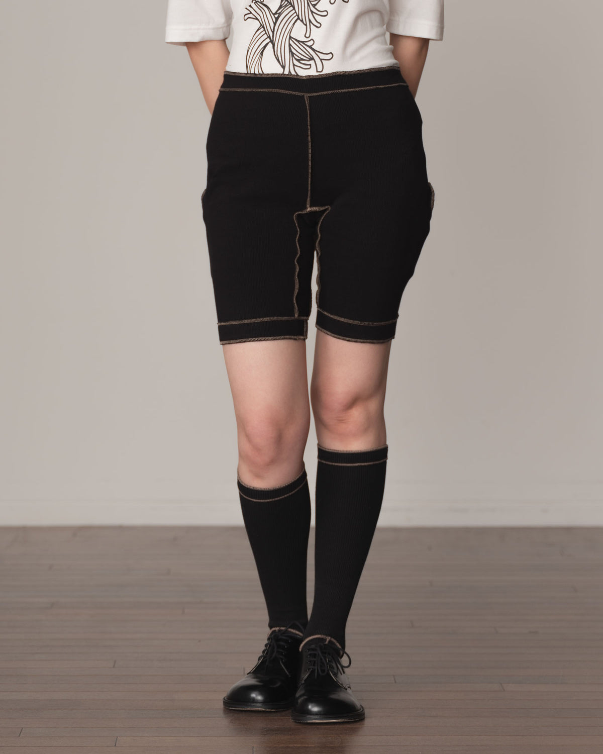 Trousers 84C Short- Cotton100% Span- Beige Stitch- Black