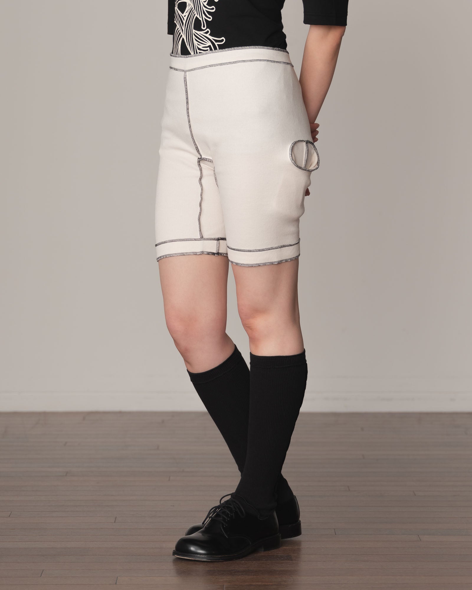 Trousers 84C Short- Cotton100% Span- Black Stitch- Ivory