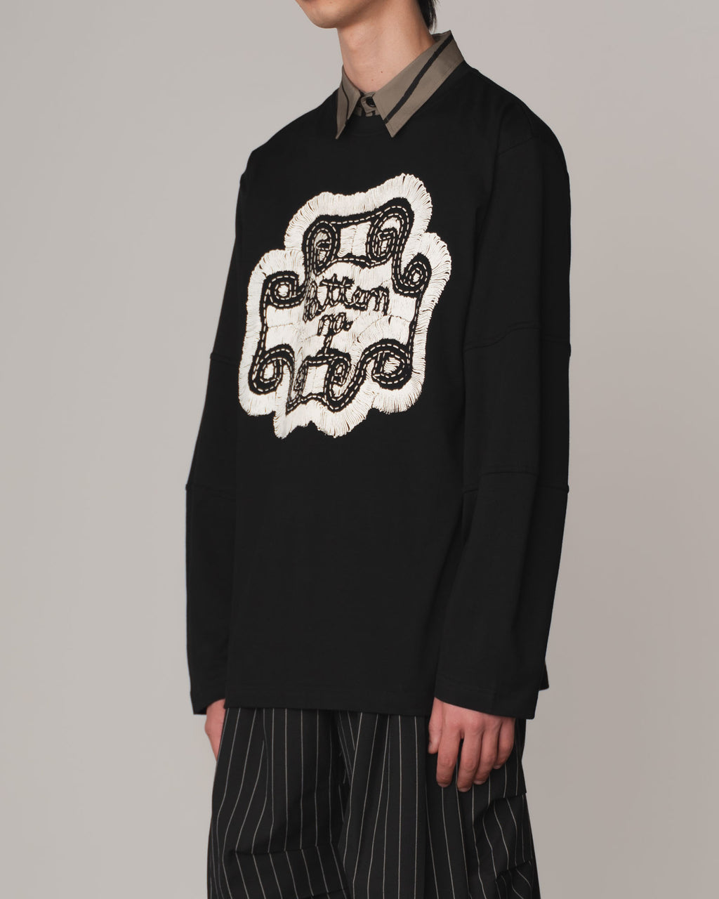 Tshirt 108- Cotton100% Jersey- Embroidered Pattern No1- Black