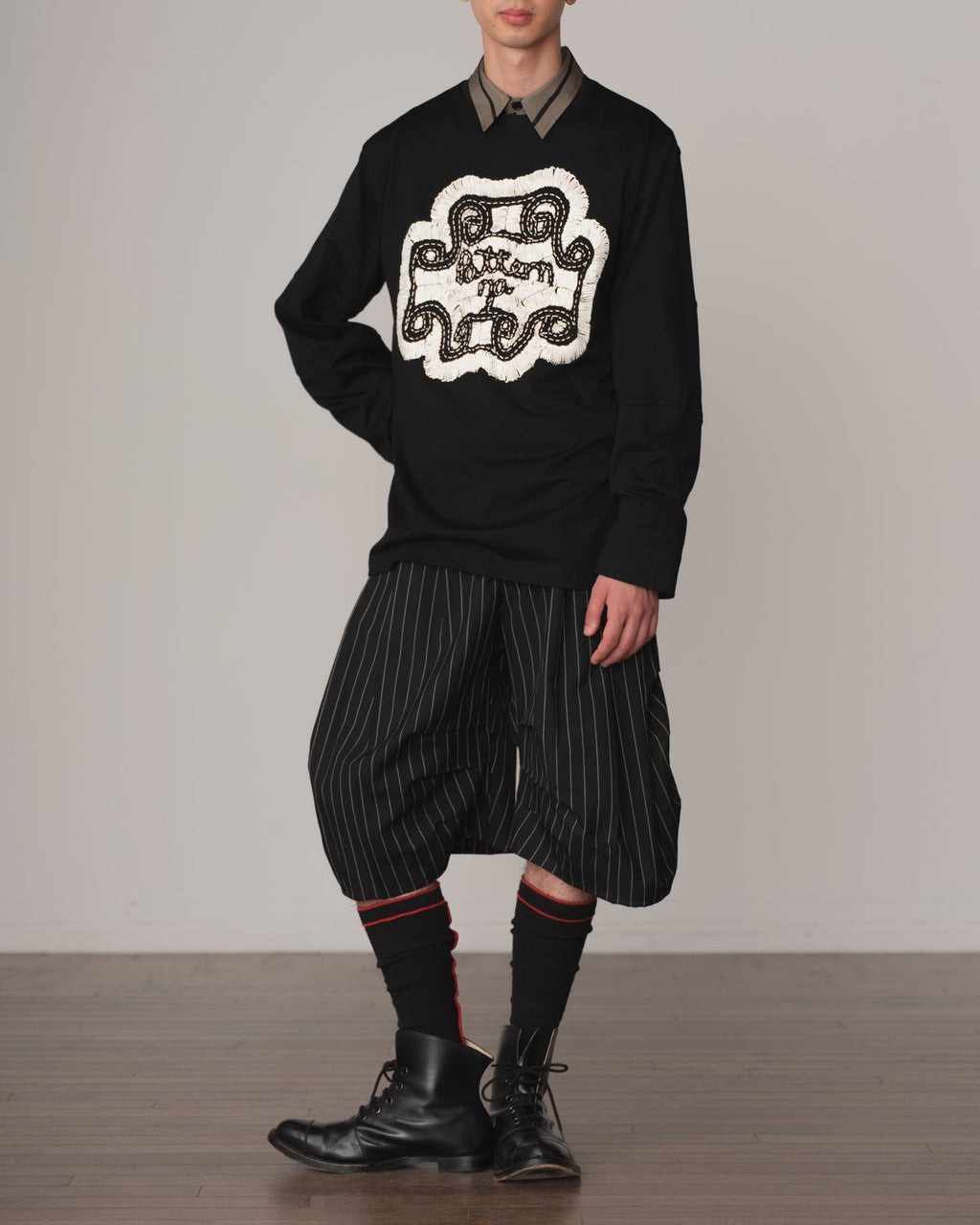 Tshirt 108- Cotton100% Jersey- Embroidered Pattern No1- Black