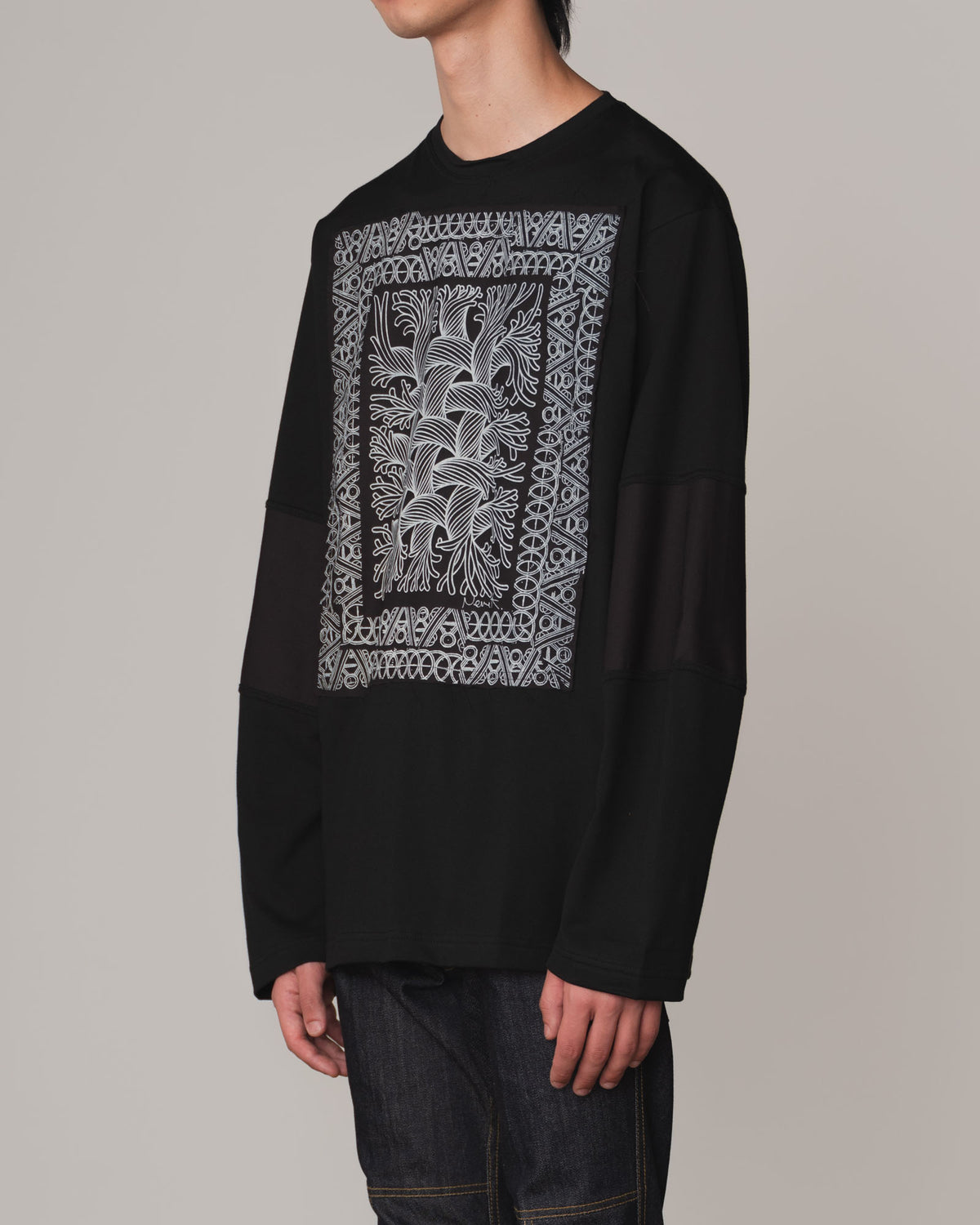 Tshirt 108- Cotton100% Jersey Bsp- Rope Painting- Black