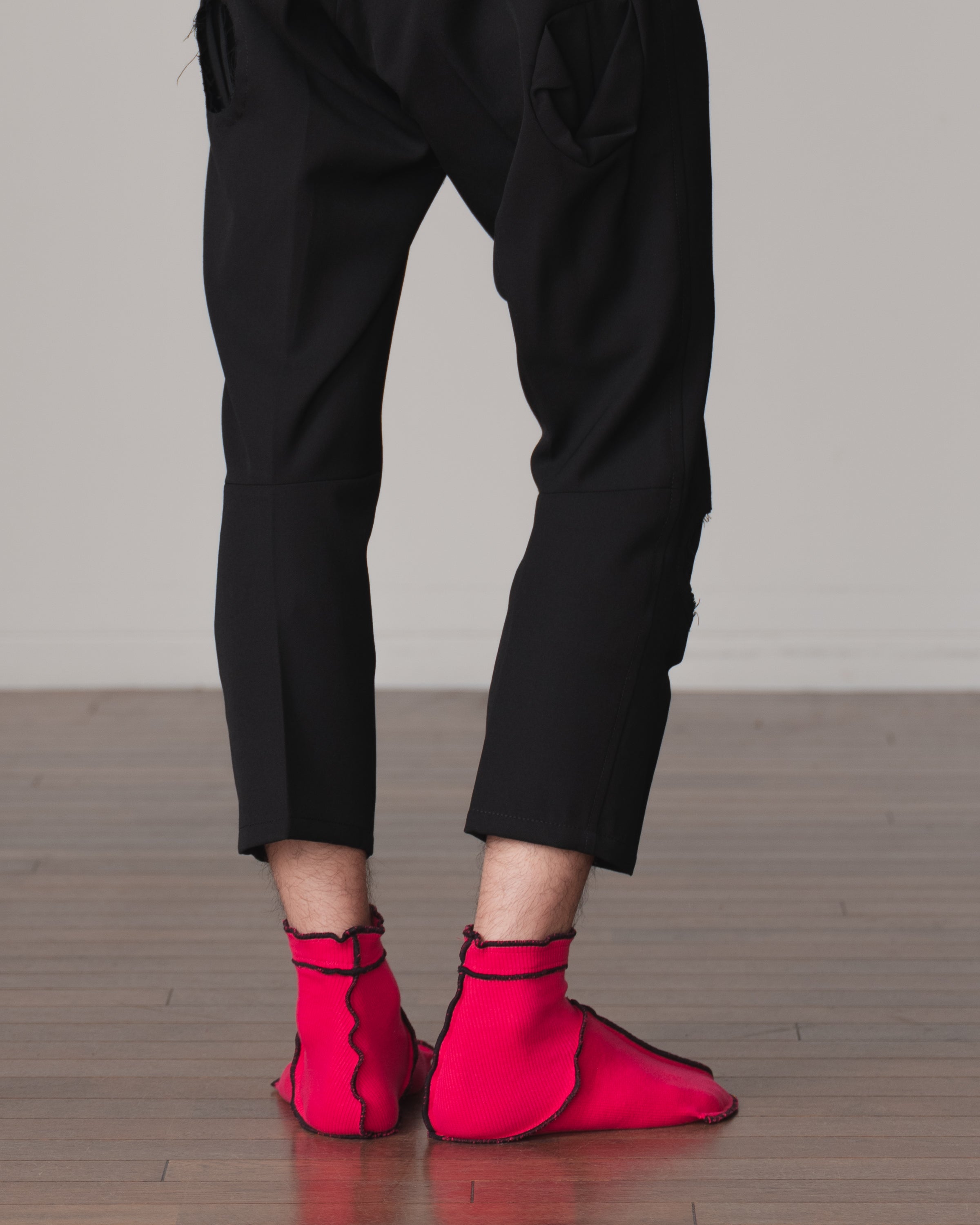 Socks Short- Cotton95% Rib- Black <402> Stitch- Pink <302> Body