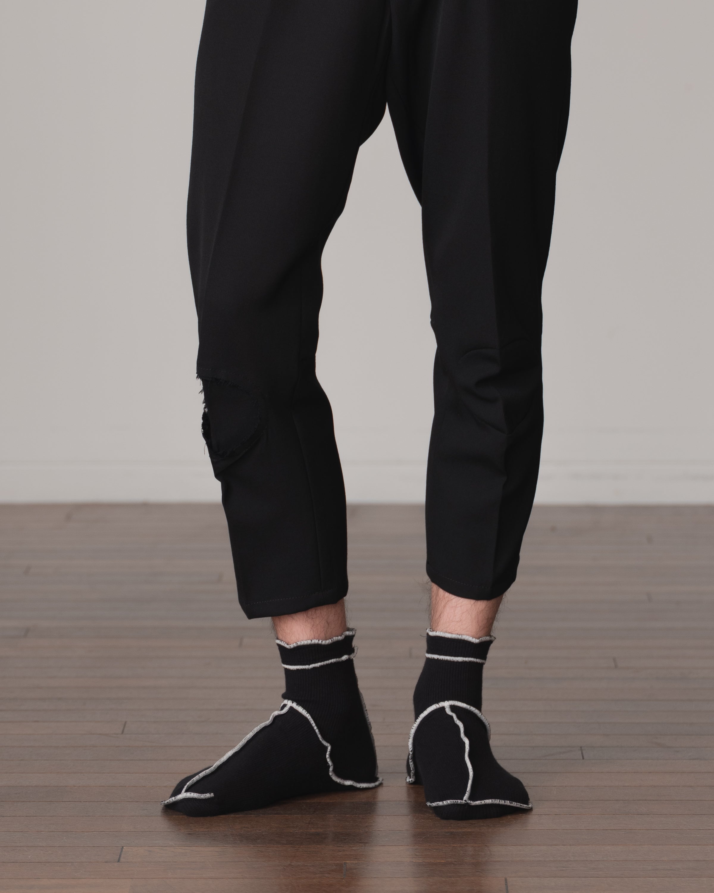 Socks Short- Cotton95% Rib- Ivory <83> Stitch- Black <99> Body