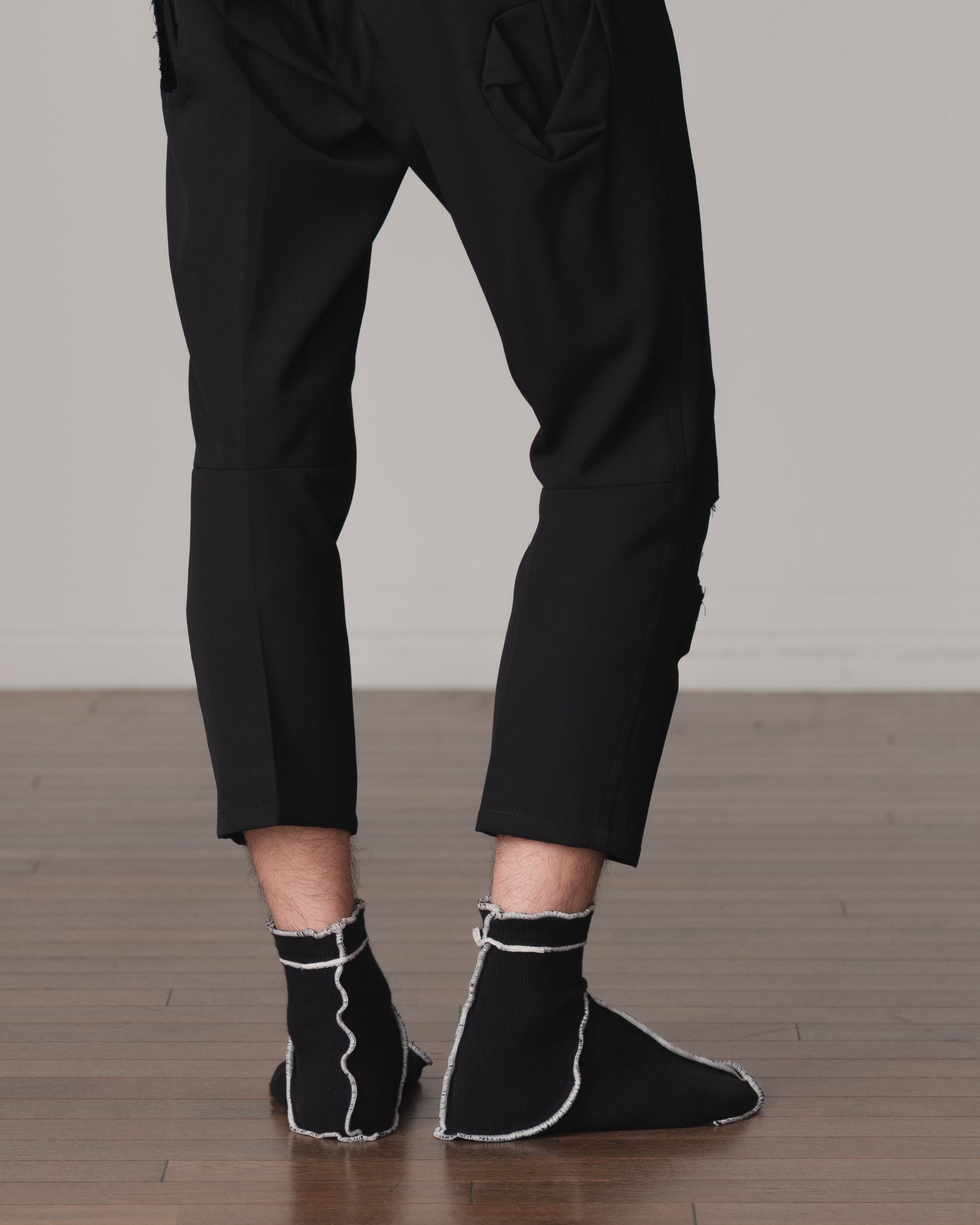 Socks Short- Cotton95% Rib- Ivory <83> Stitch- Black <99> Body