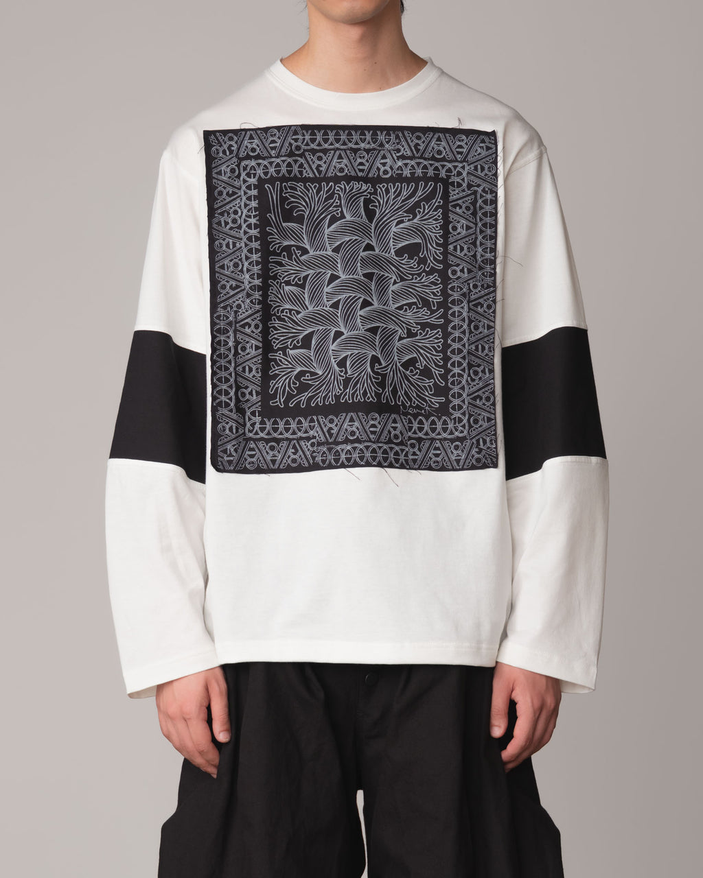 Tshirt 108- Cotton100% Jersey Bsp- Rope Painting- Ivory
