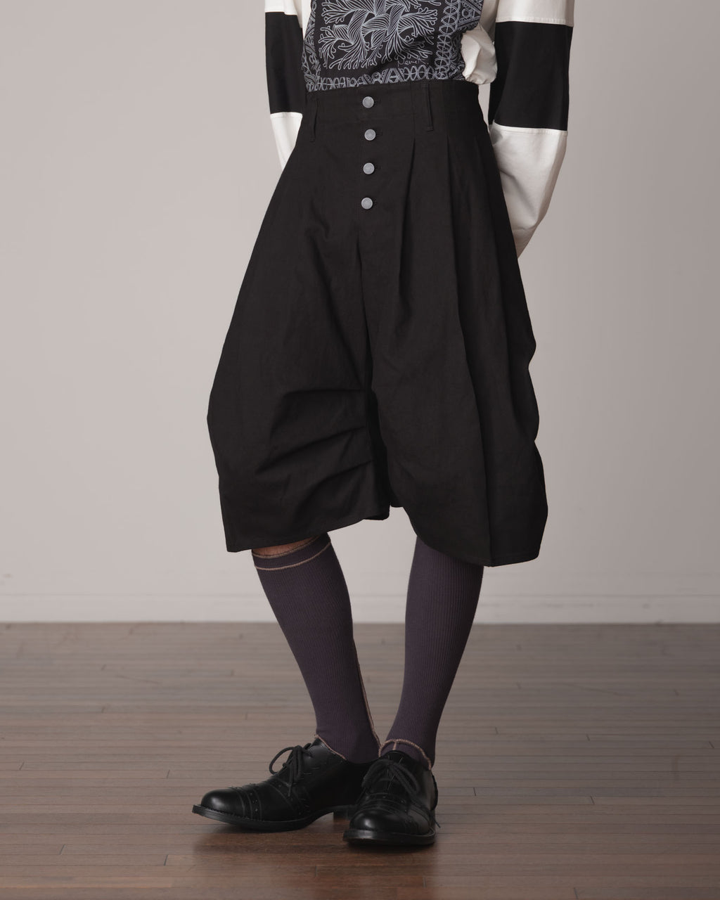 Trousers 64B- Cotton82% Hemp18% Oxford- Black