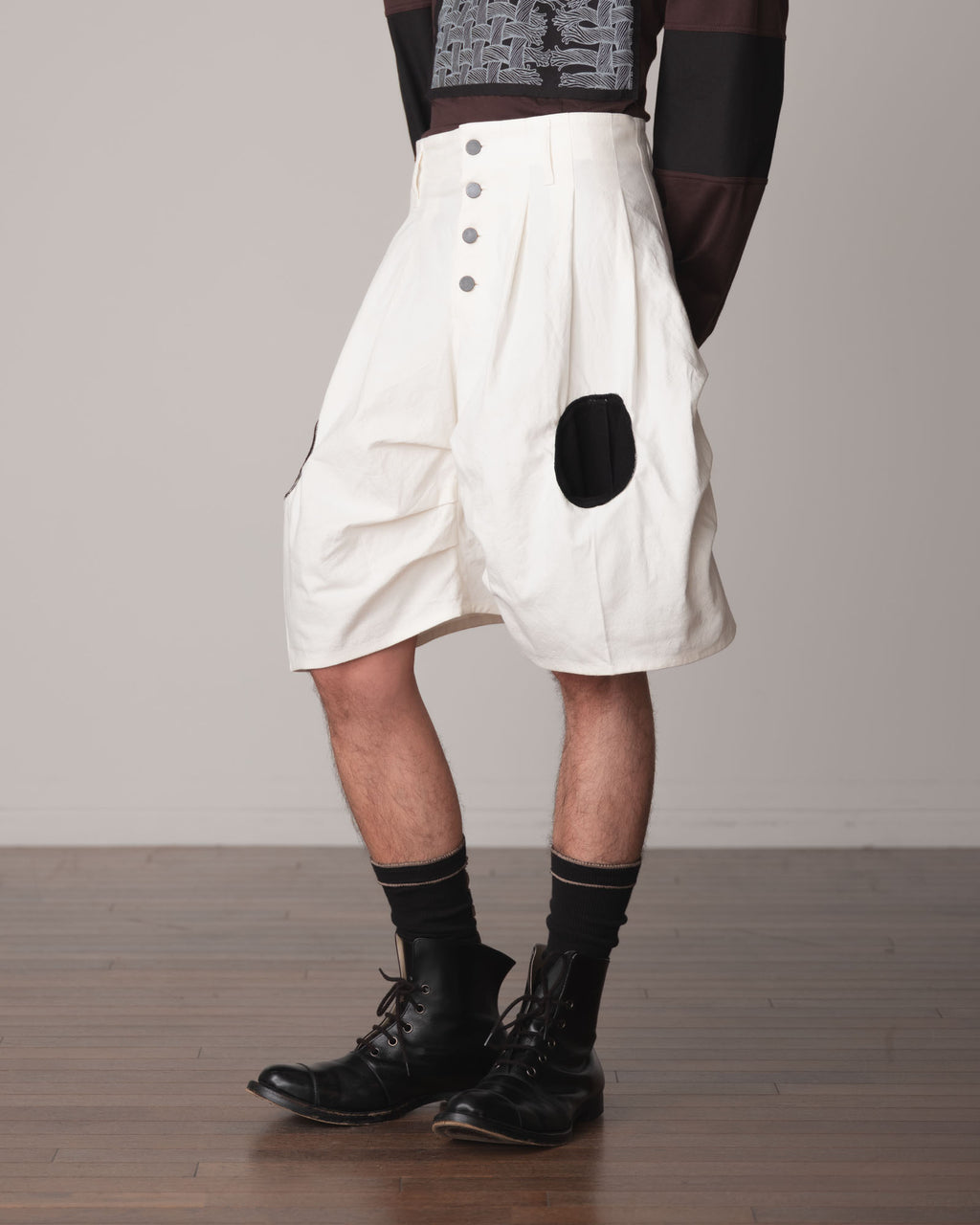 Trousers 64- Cotton82% Hemp18% Oxford- Black Rib Pocket- Off White