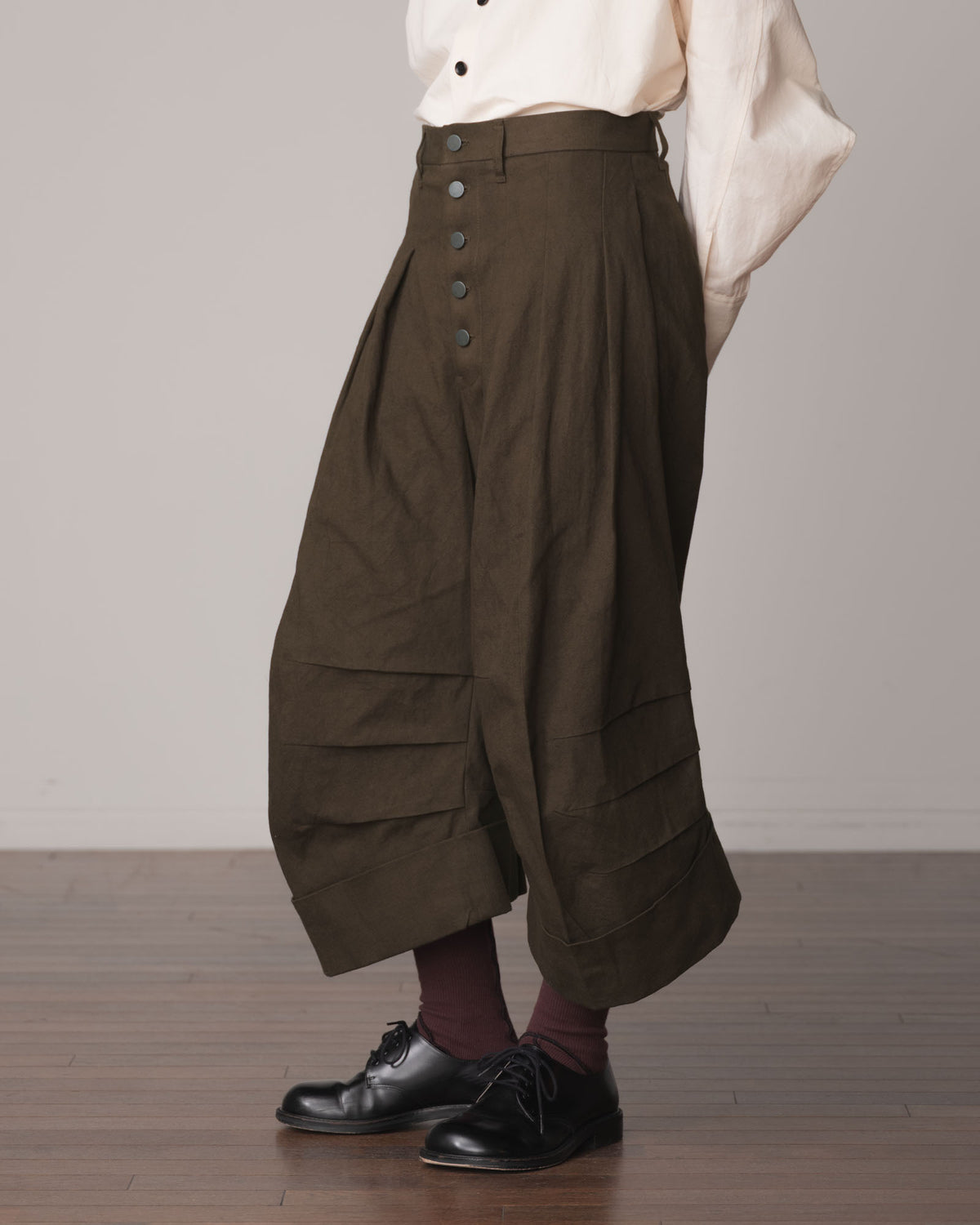 Trousers 21B- Cotton82% Hemp18% Oxford- Khaki
