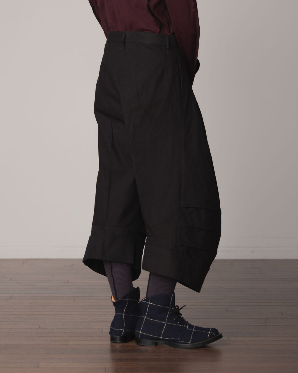 Trousers 21B- Cotton82% Hemp18% Oxford- Black