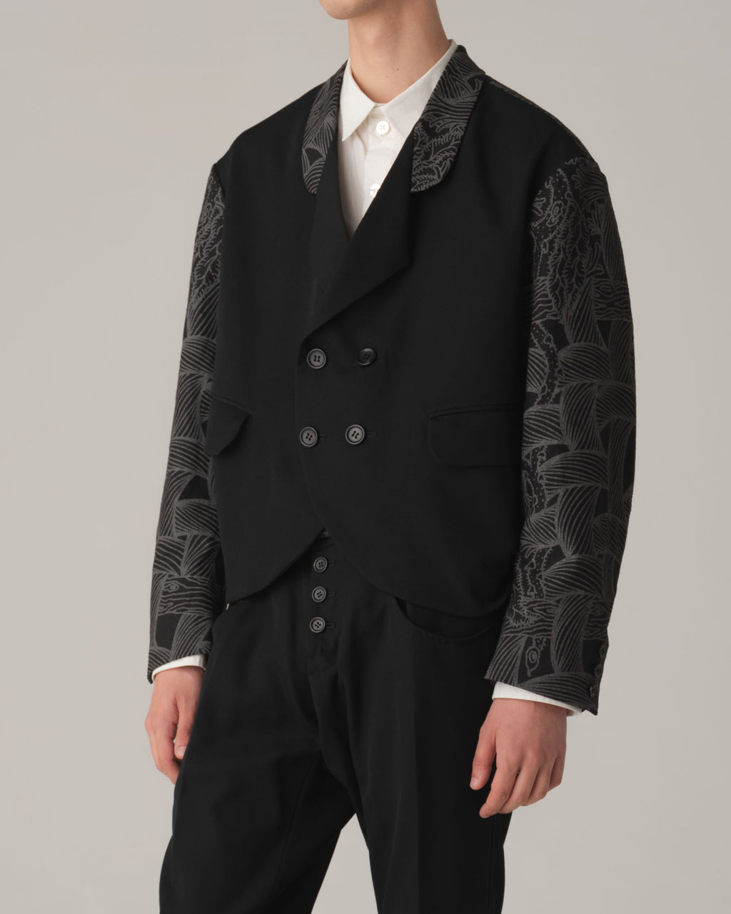 Jacket 2832- Wool100% Light Gabardine Linen100% Print- Vine Rope- Black/Black
