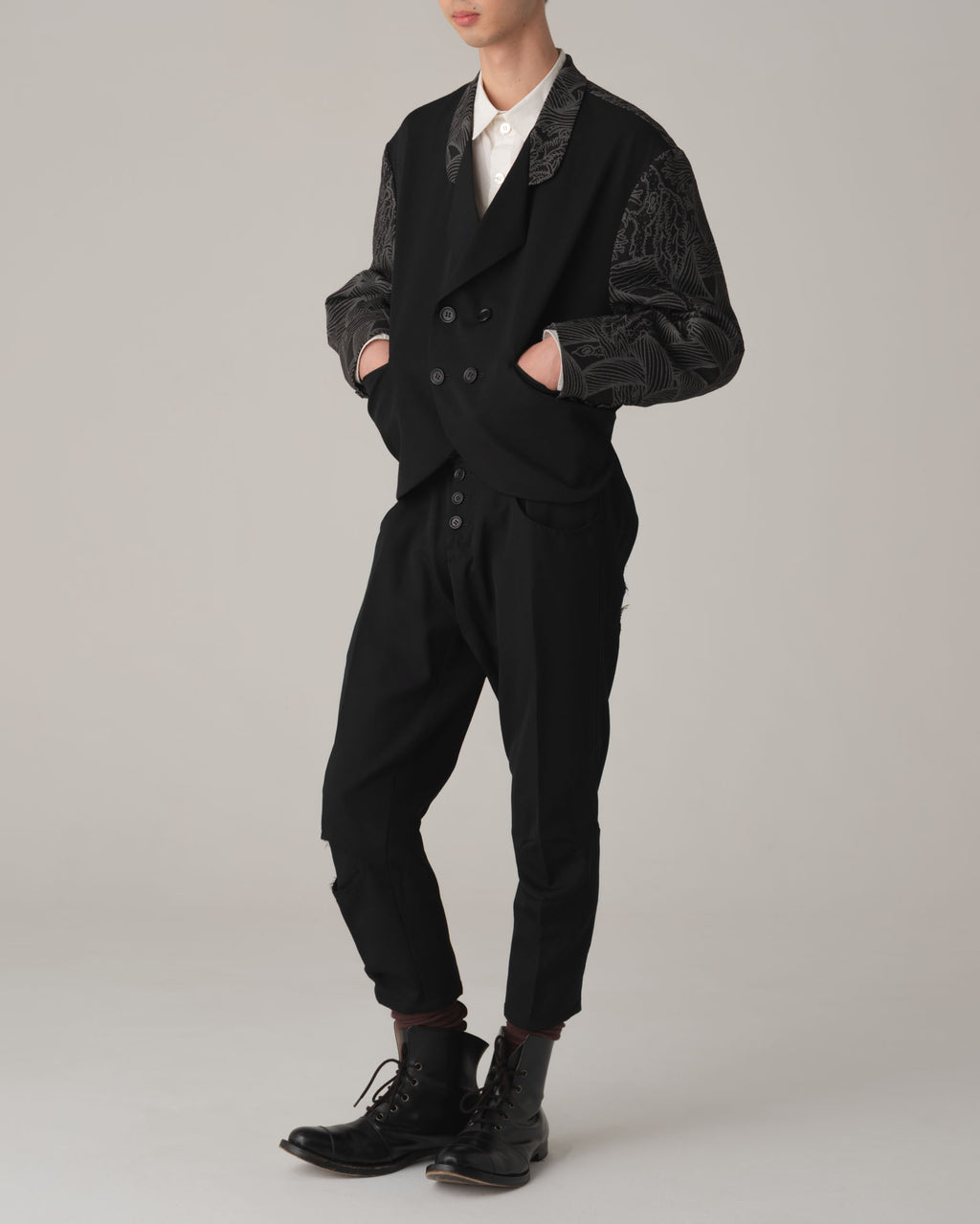 Jacket 2832- Wool100% Light Gabardine Linen100% Print- Vine Rope- Black/Black