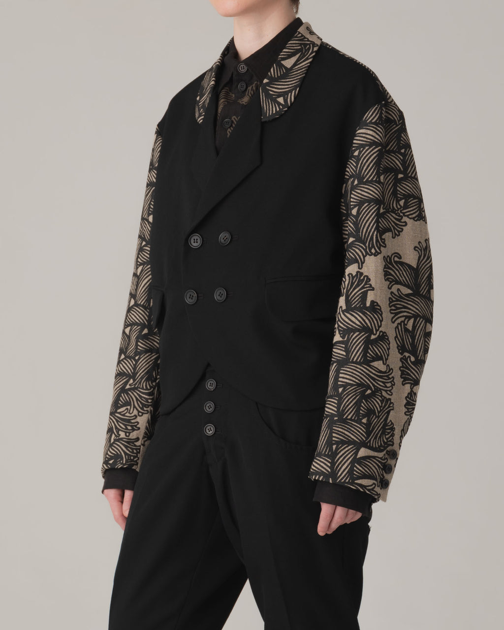 Jacket 2832- Wool100% Light Gabardine Linen100% Print- Isle Rope- Black/Natural