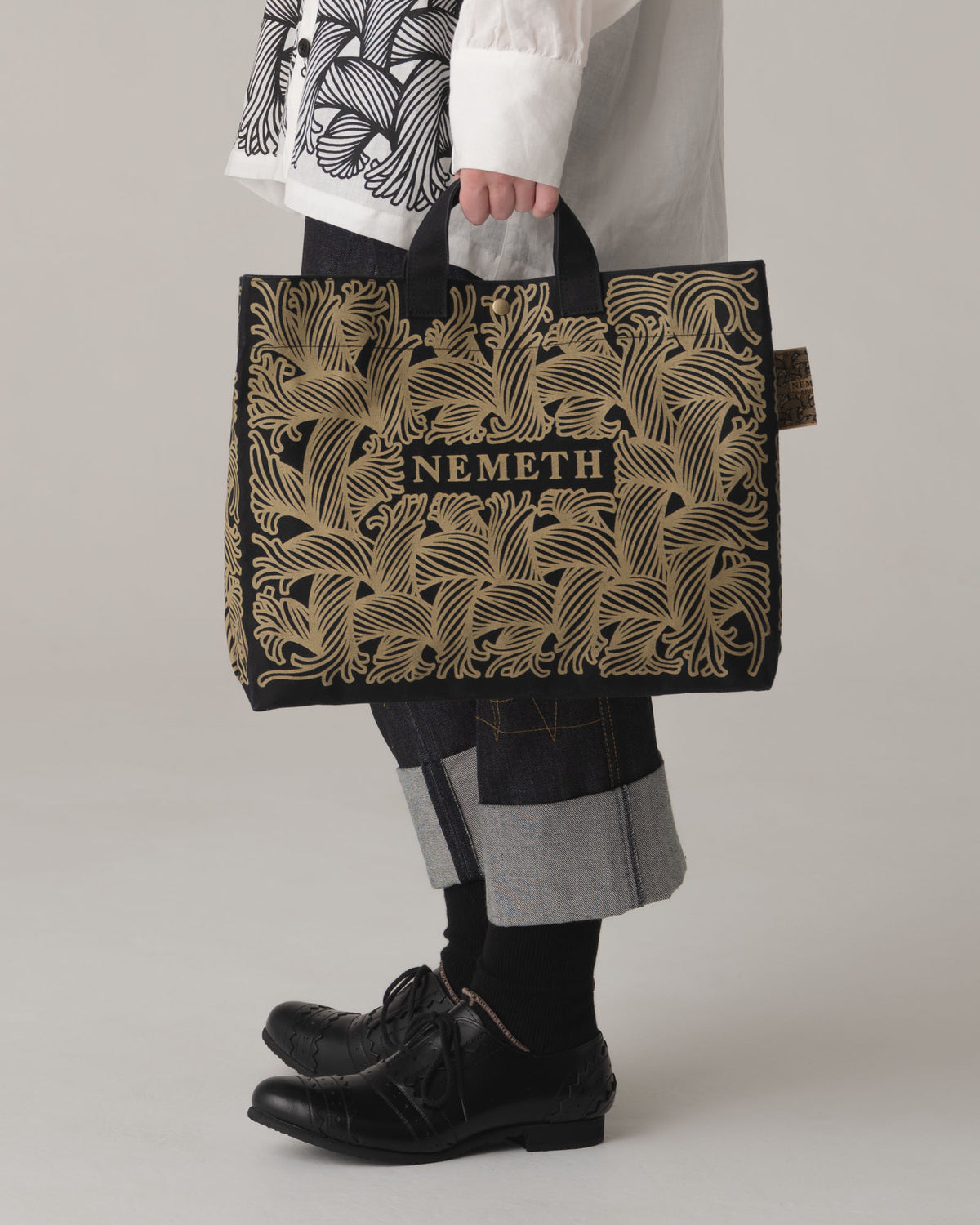 Logo Bag- Cotton100% Canvas- Beige Logo Print- Black