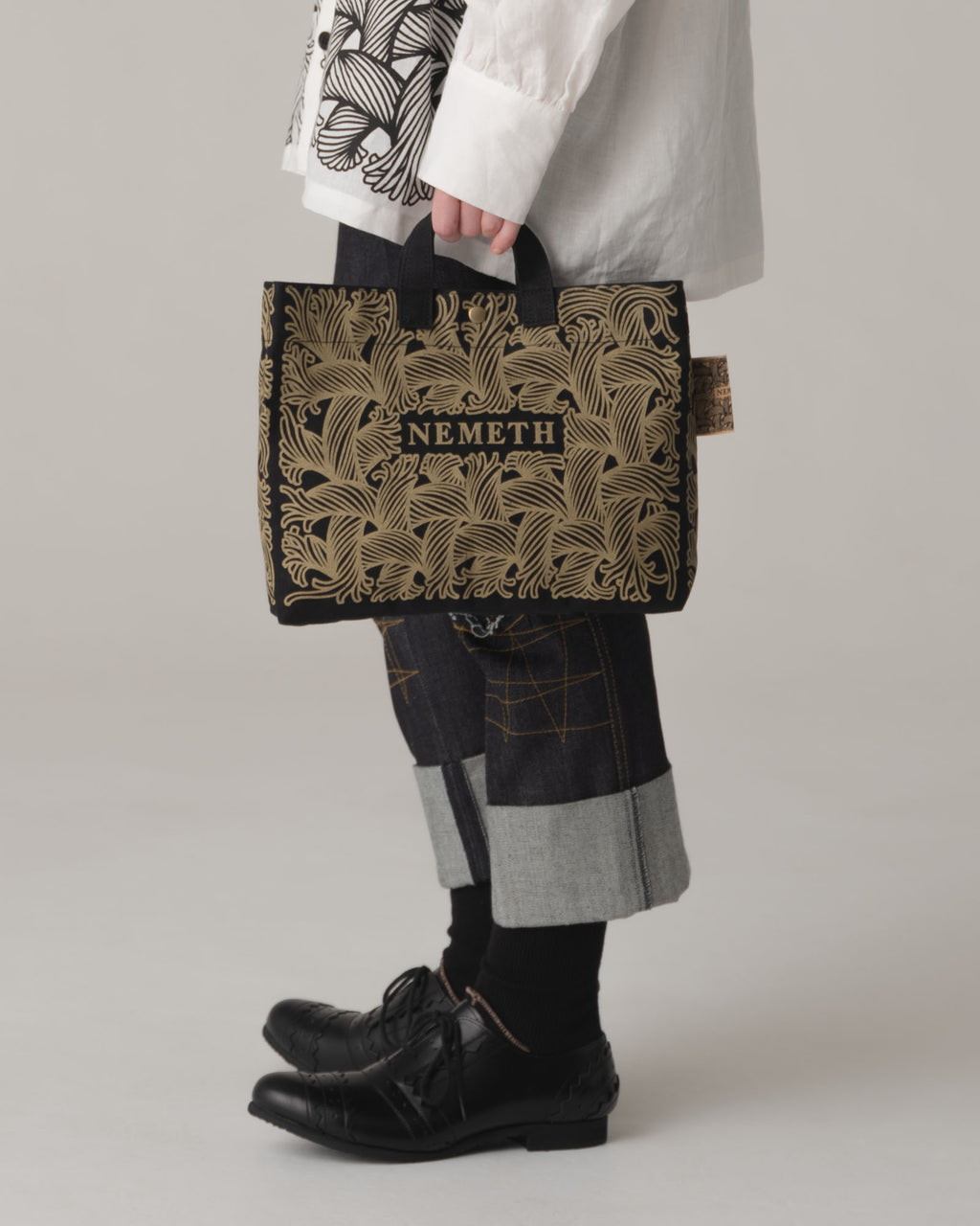 Logo Bag- Cotton100% Canvas- Beige Logo Print- Black