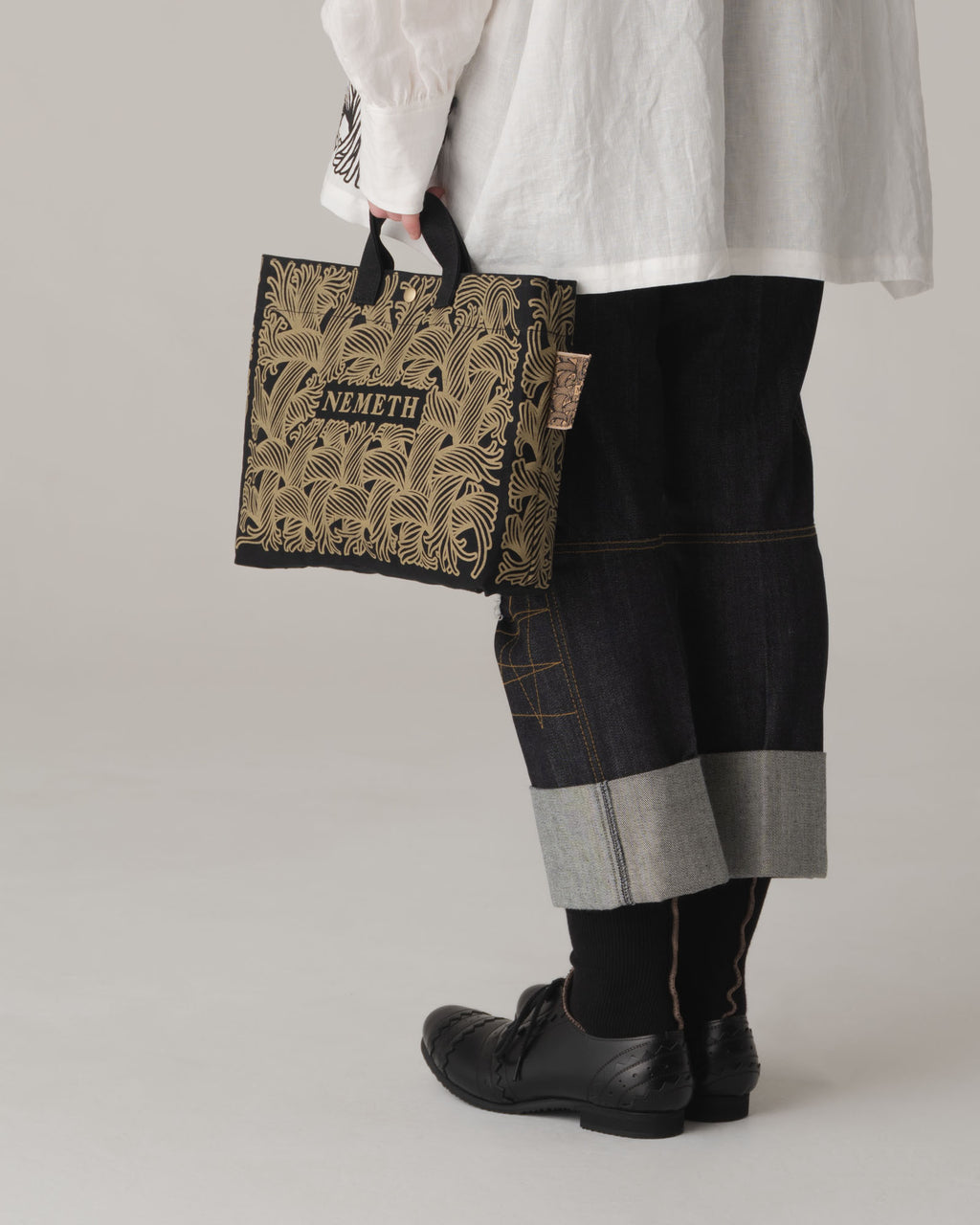 Logo Bag- Cotton100% Canvas- Beige Logo Print- Black