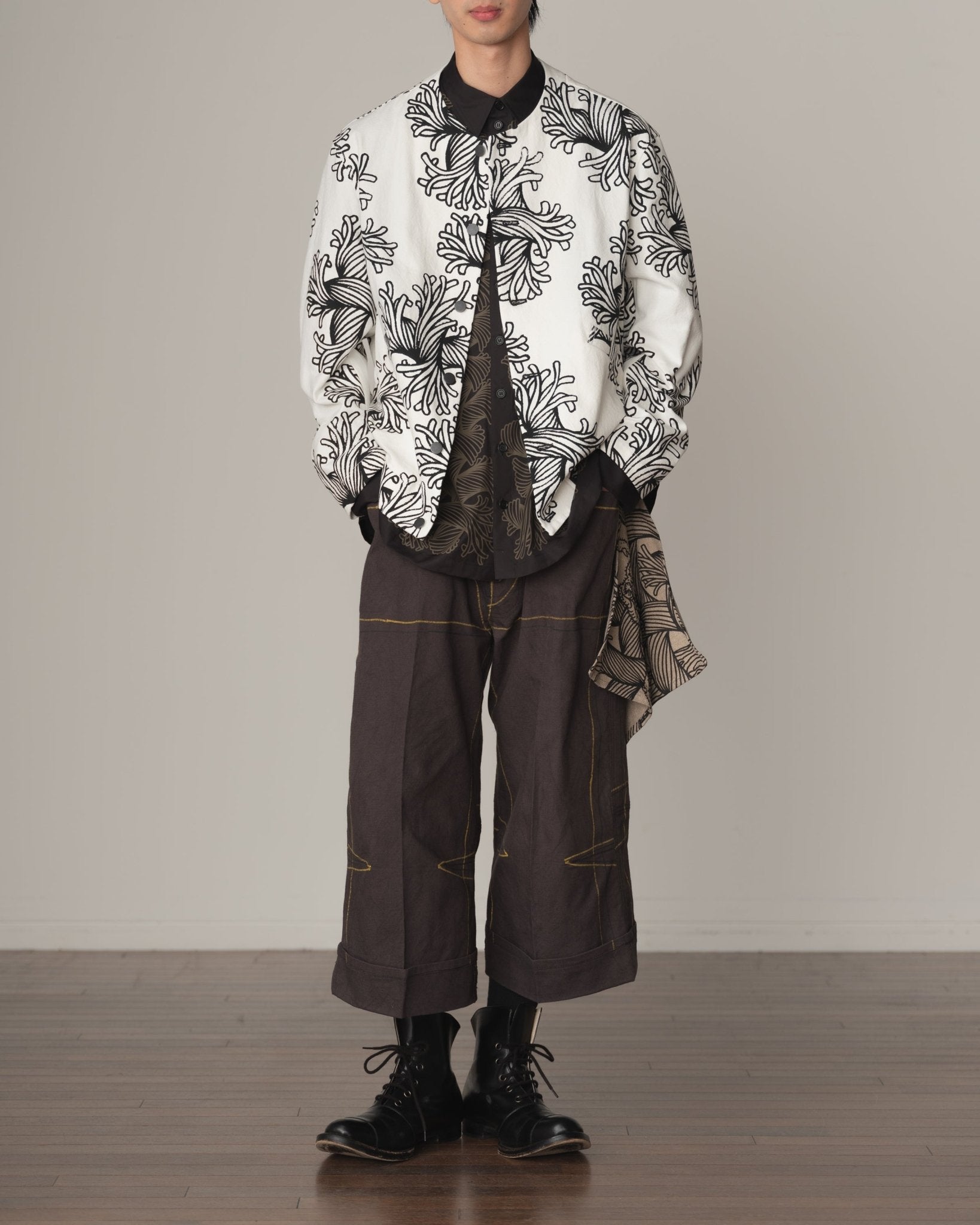 Jacket 37458B- Cotton100% Oxford Print- L Rope Print- Off White