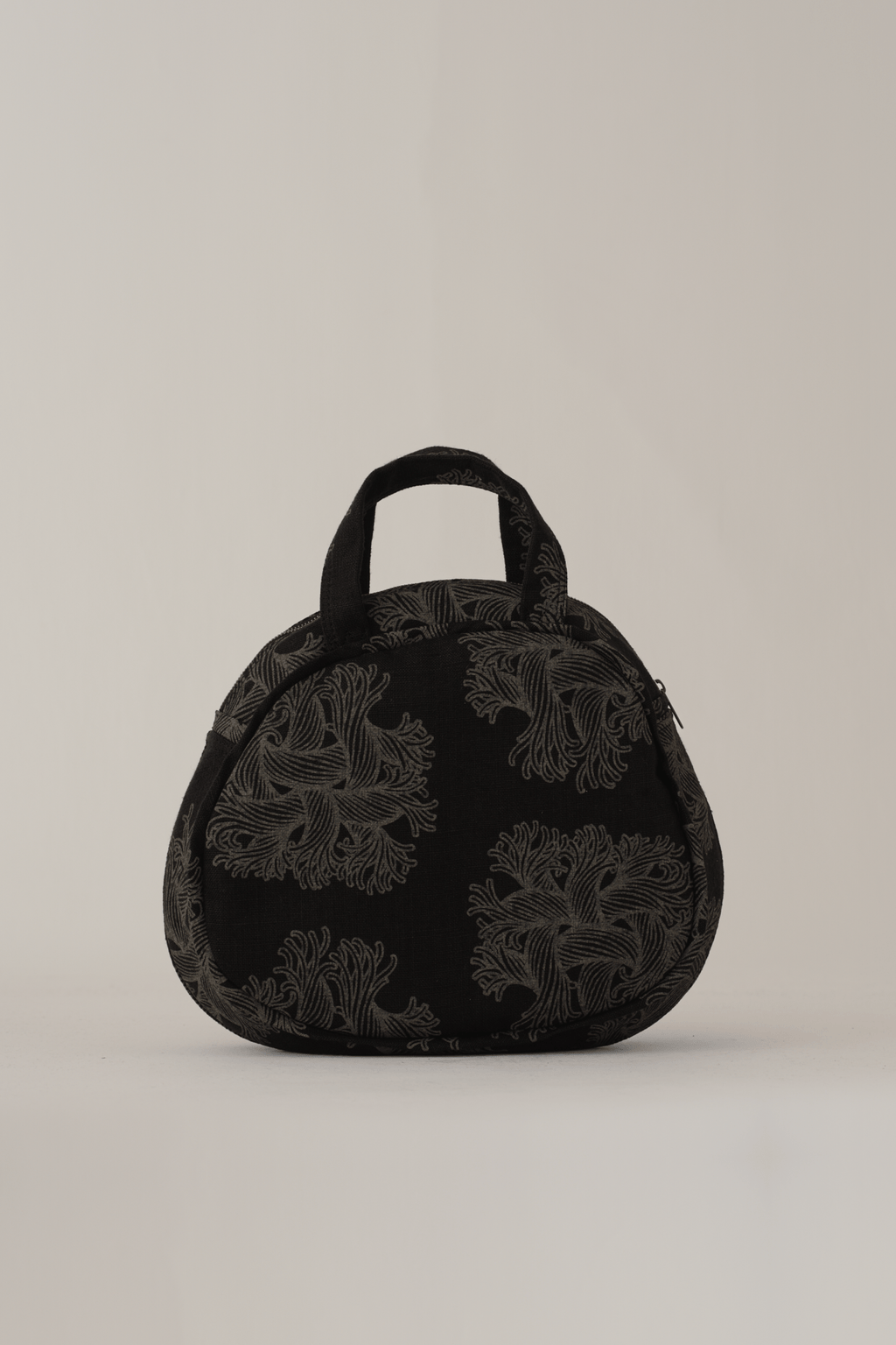 Round Bag - Linen100% Print - Emb Rope - Black - Christopher Nemeth - Accessories - Wholesale AW25 - 9000000000305