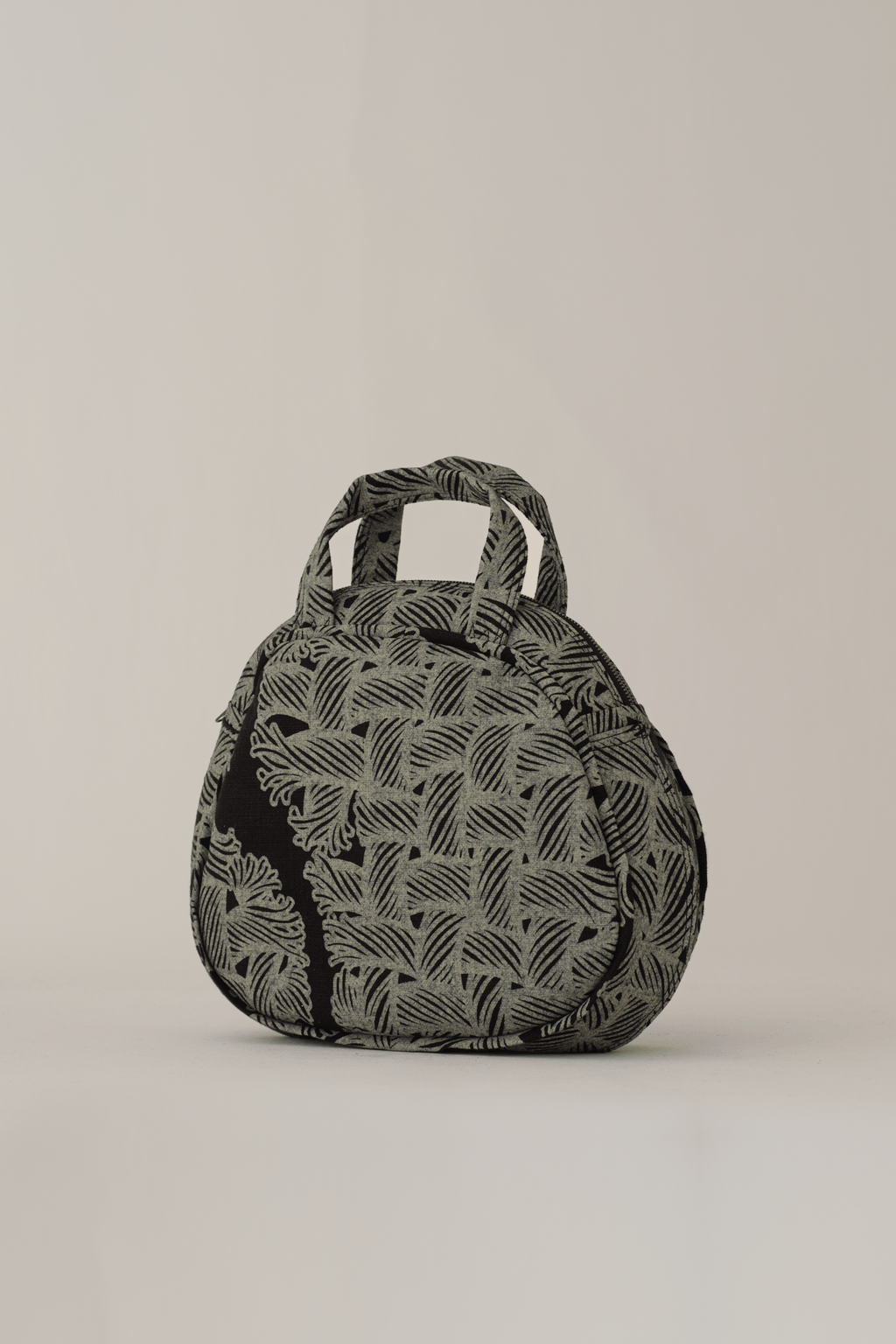 Round Bag - Linen100% Print - Isle Rope - Black - Christopher Nemeth - Accessories - Wholesale AW25 - 9000000000505