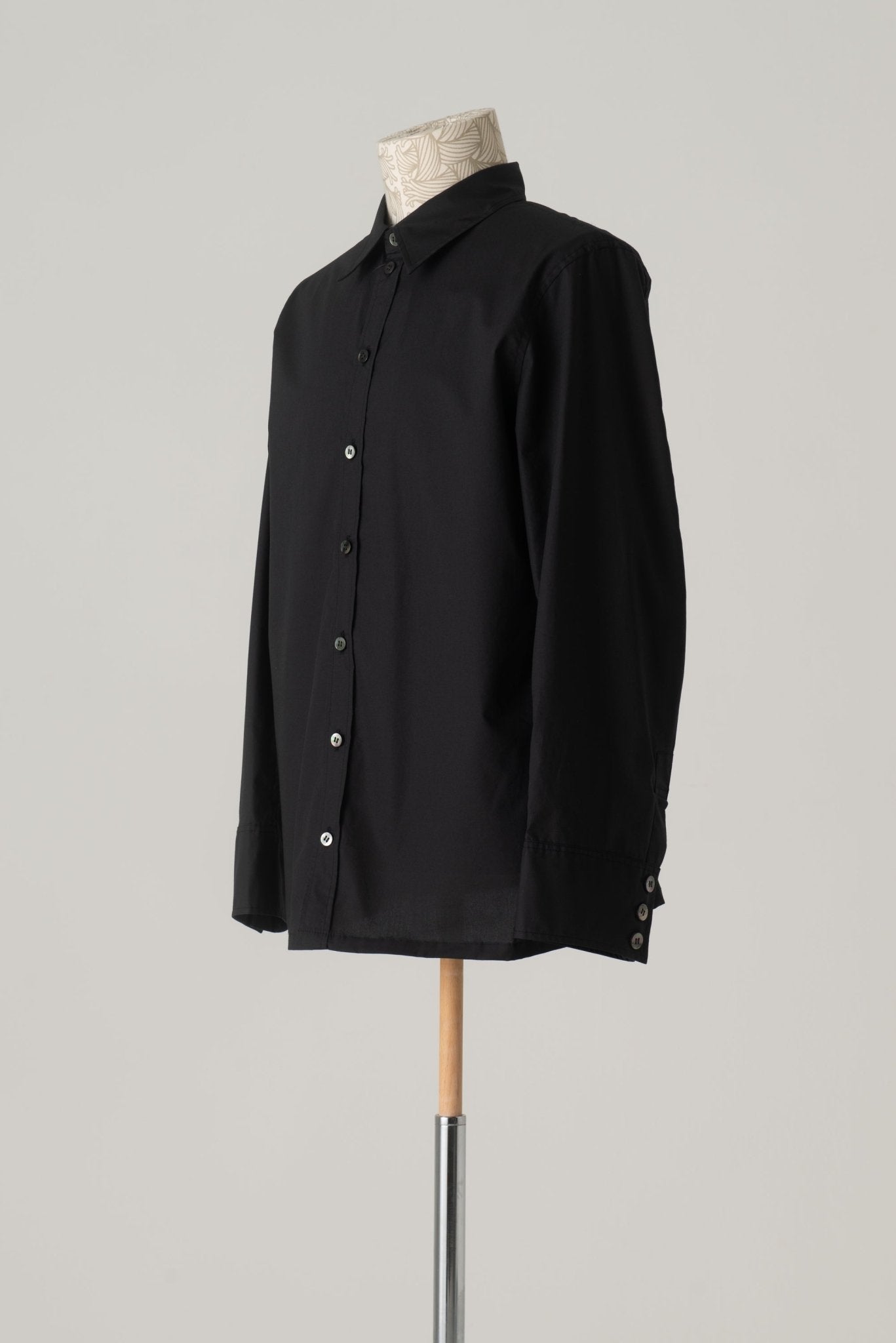 Shirt 18752 - Cotton100% Typewriter - Black - Christopher Nemeth - Tops - Wholesale AW24 - 9 - 000077 - 03