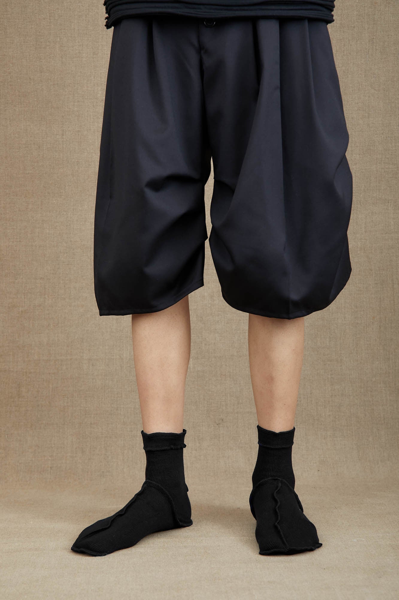 Socks Short - Black <99> Body - Black <402> Stitch - Christopher Nemeth - Accessories - Christopher Nemeth - 0000 - 20791