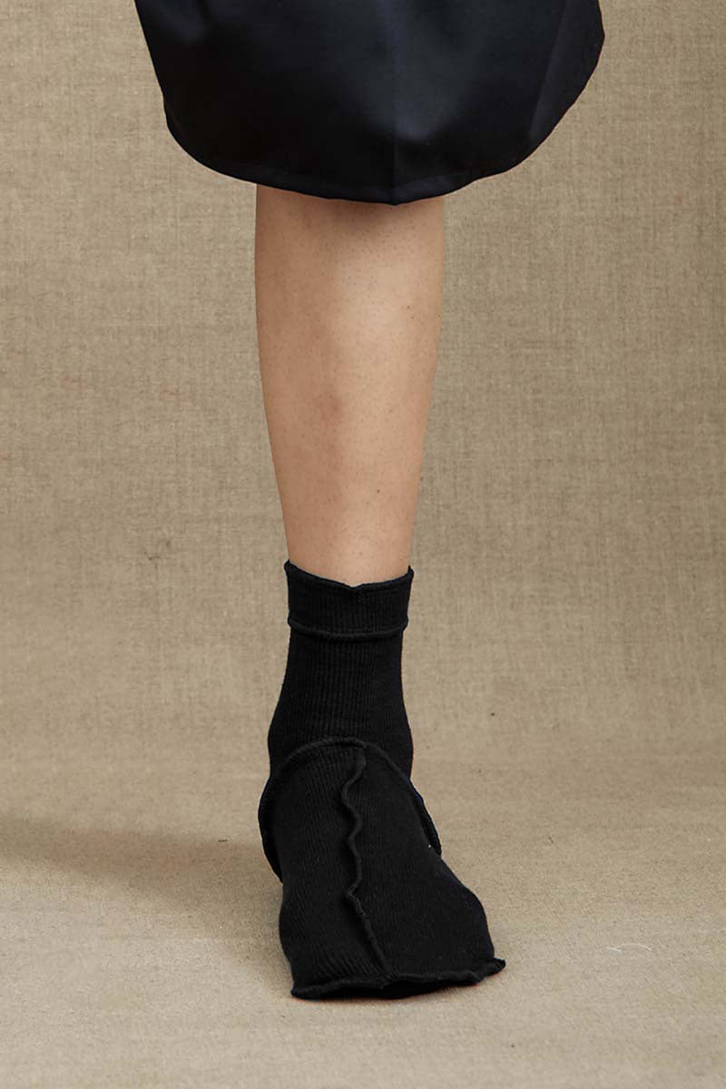 Socks Short - Black <99> Body - Black <402> Stitch - Christopher Nemeth - Accessories - Christopher Nemeth - 0000 - 20791
