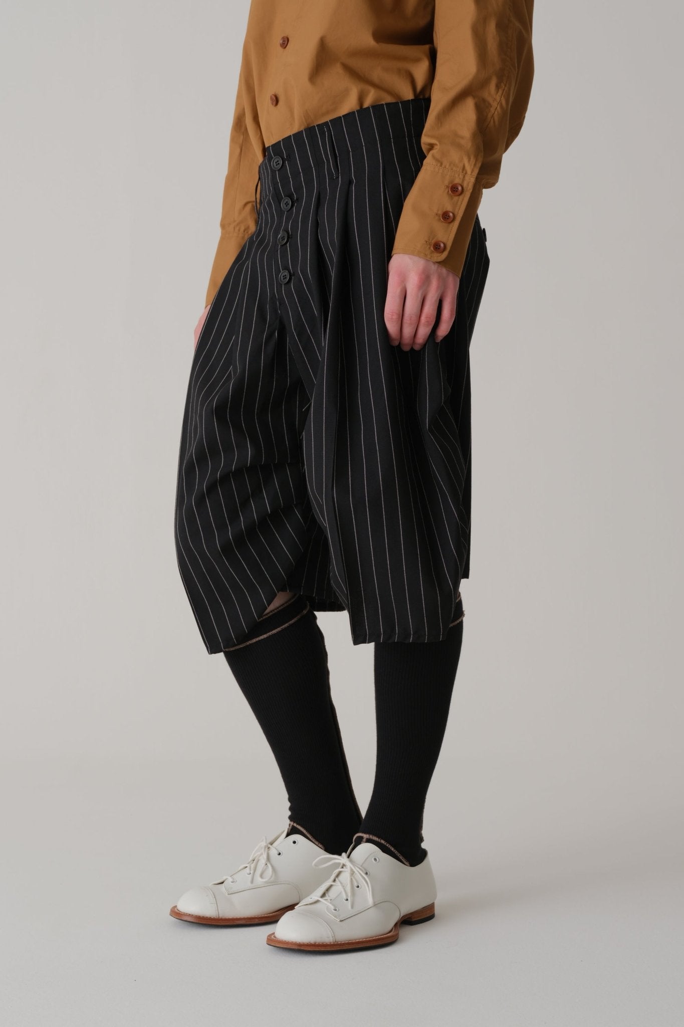 Trousers 64B - Wool 100% Tropical White Stripes-Black